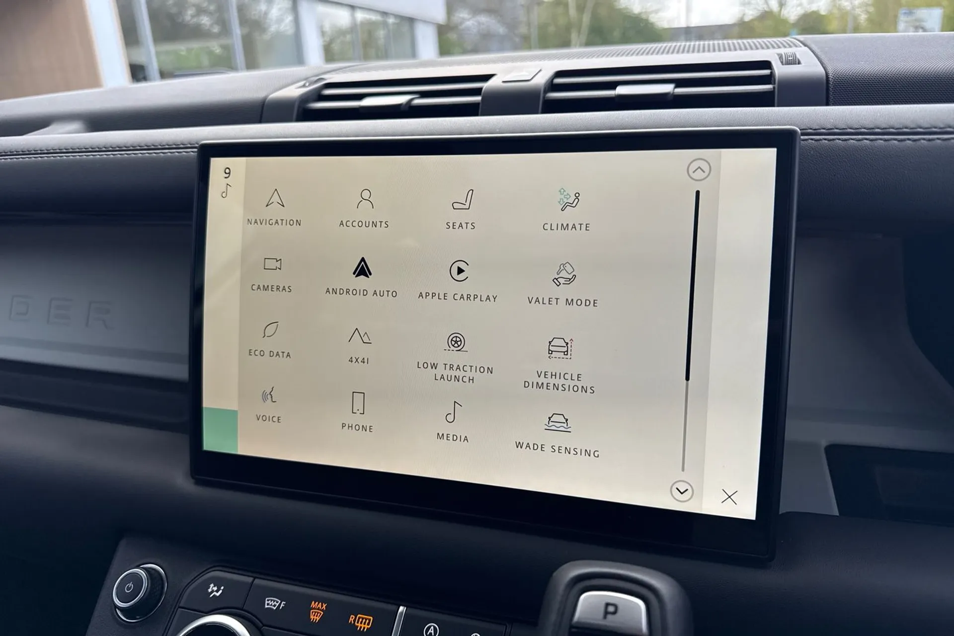 LAND ROVER DEFENDER thumbnail image number 45