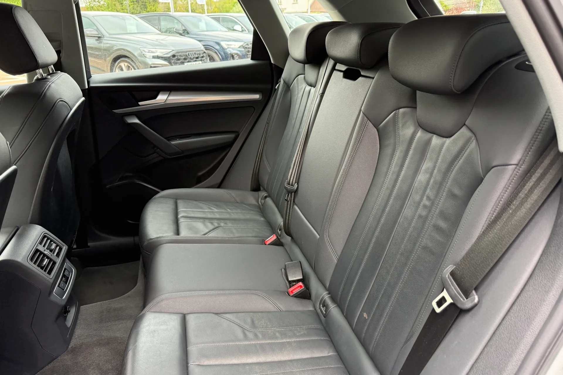 Audi Q5 thumbnail image number 51
