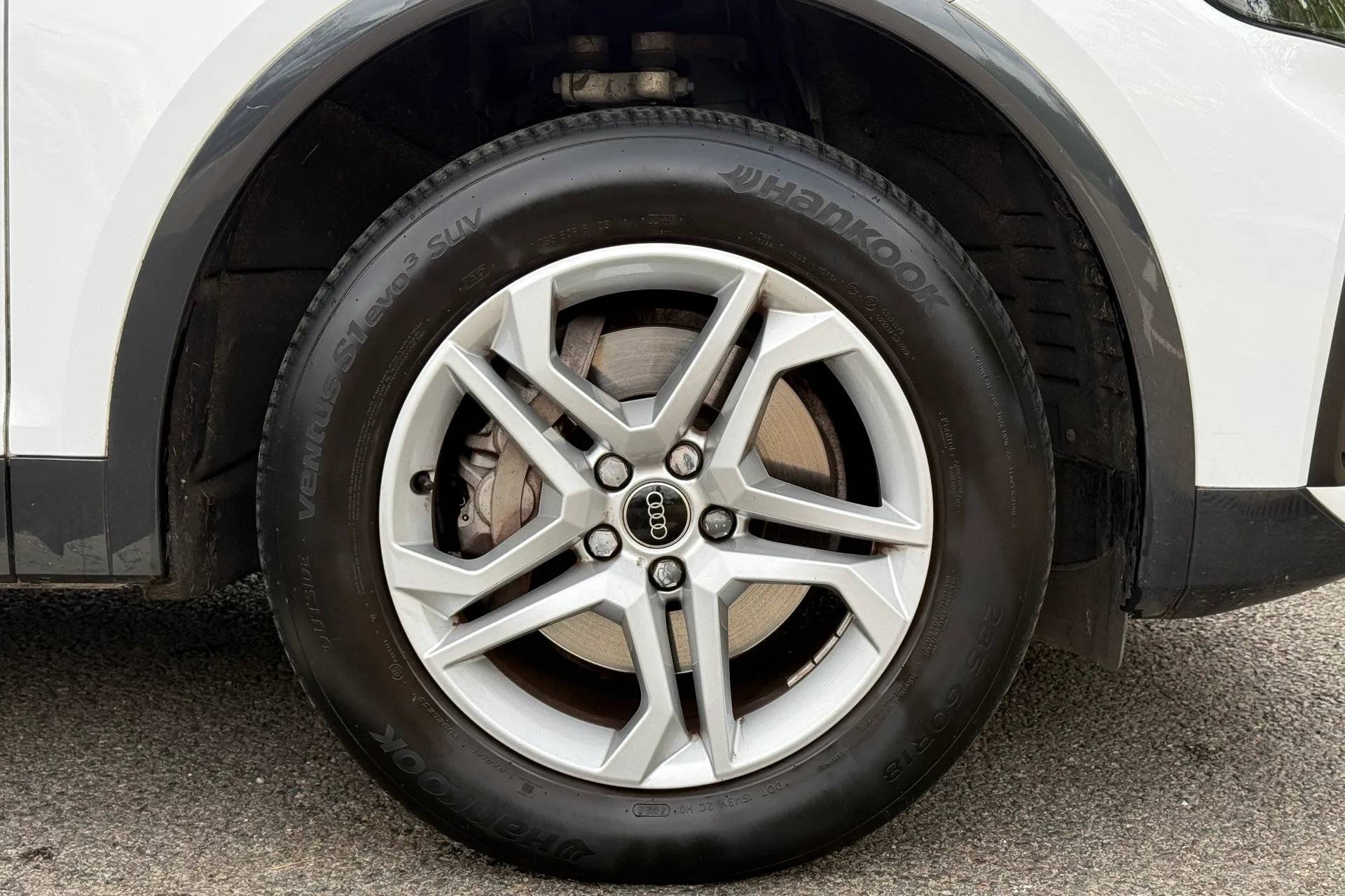 Audi Q5 thumbnail image number 31