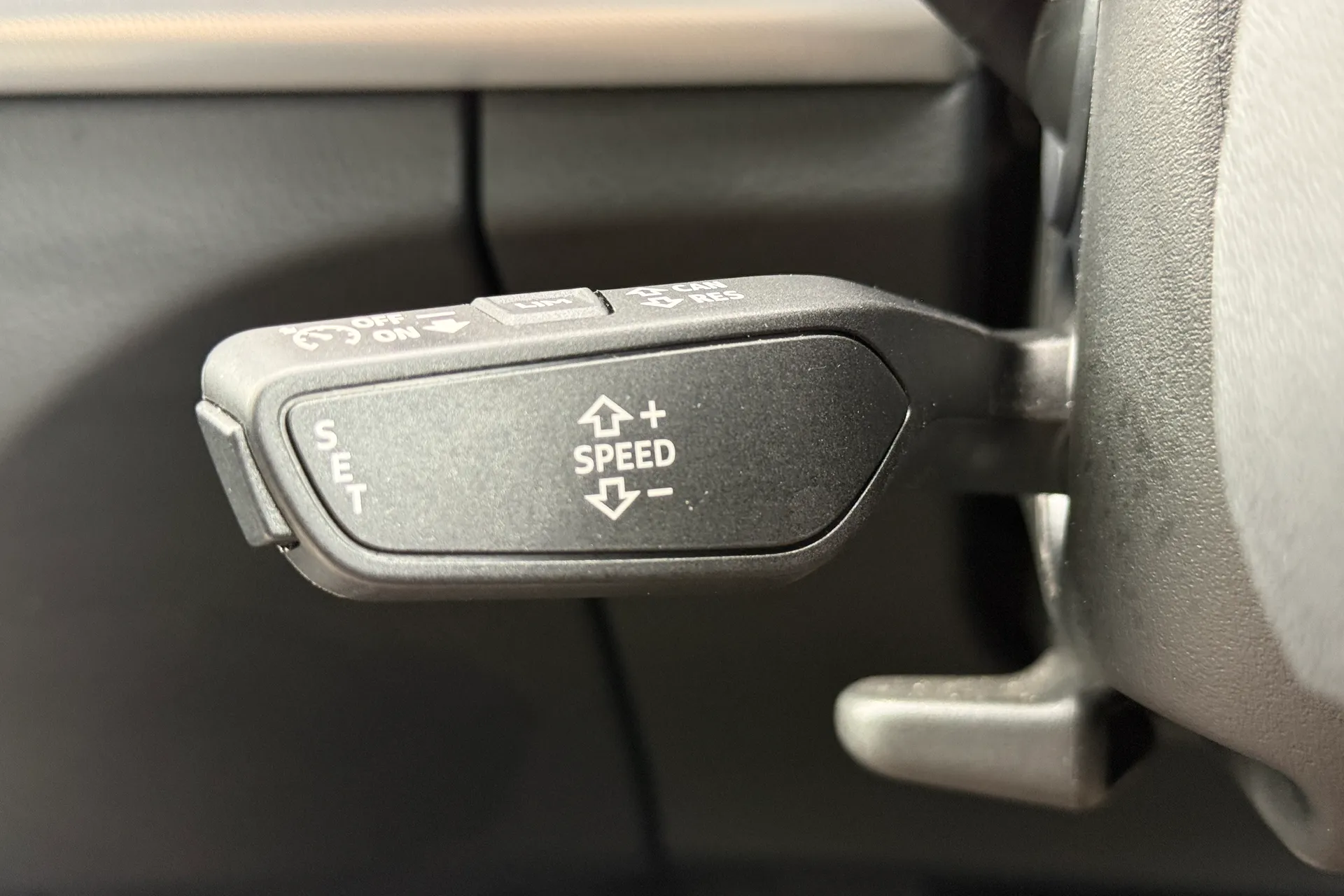 Audi Q5 thumbnail image number 14