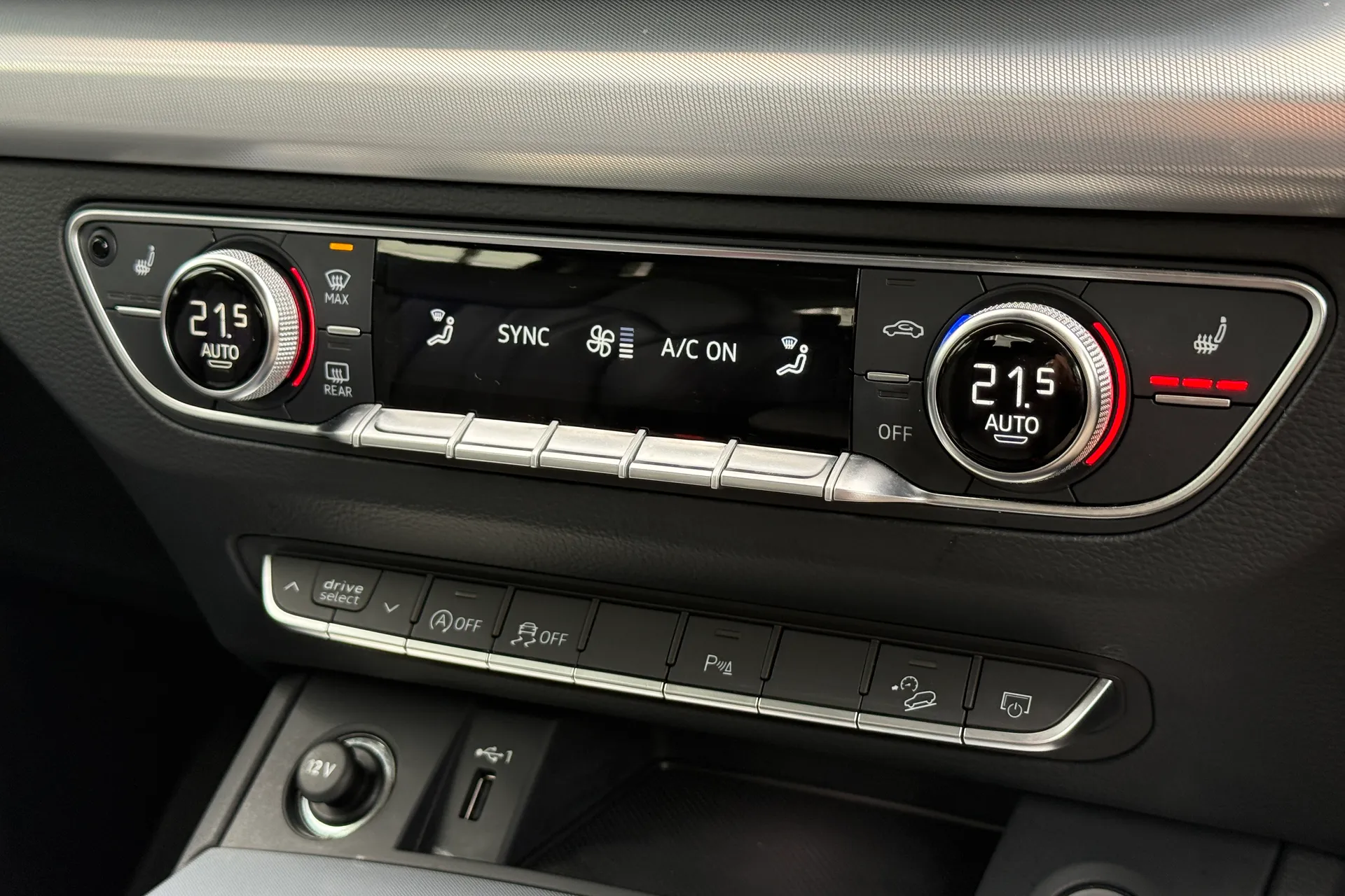 Audi Q5 thumbnail image number 24