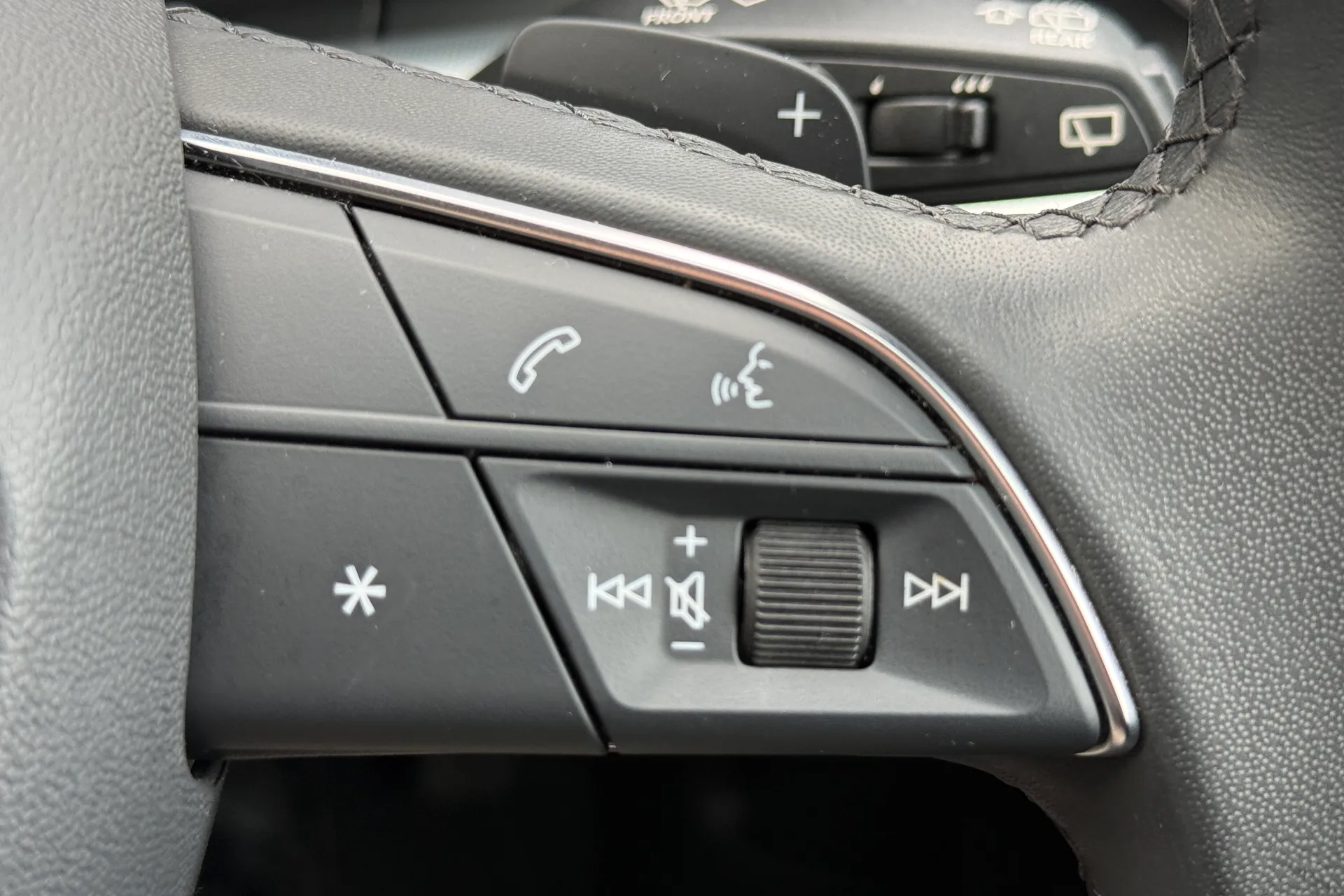 Audi Q5 thumbnail image number 19