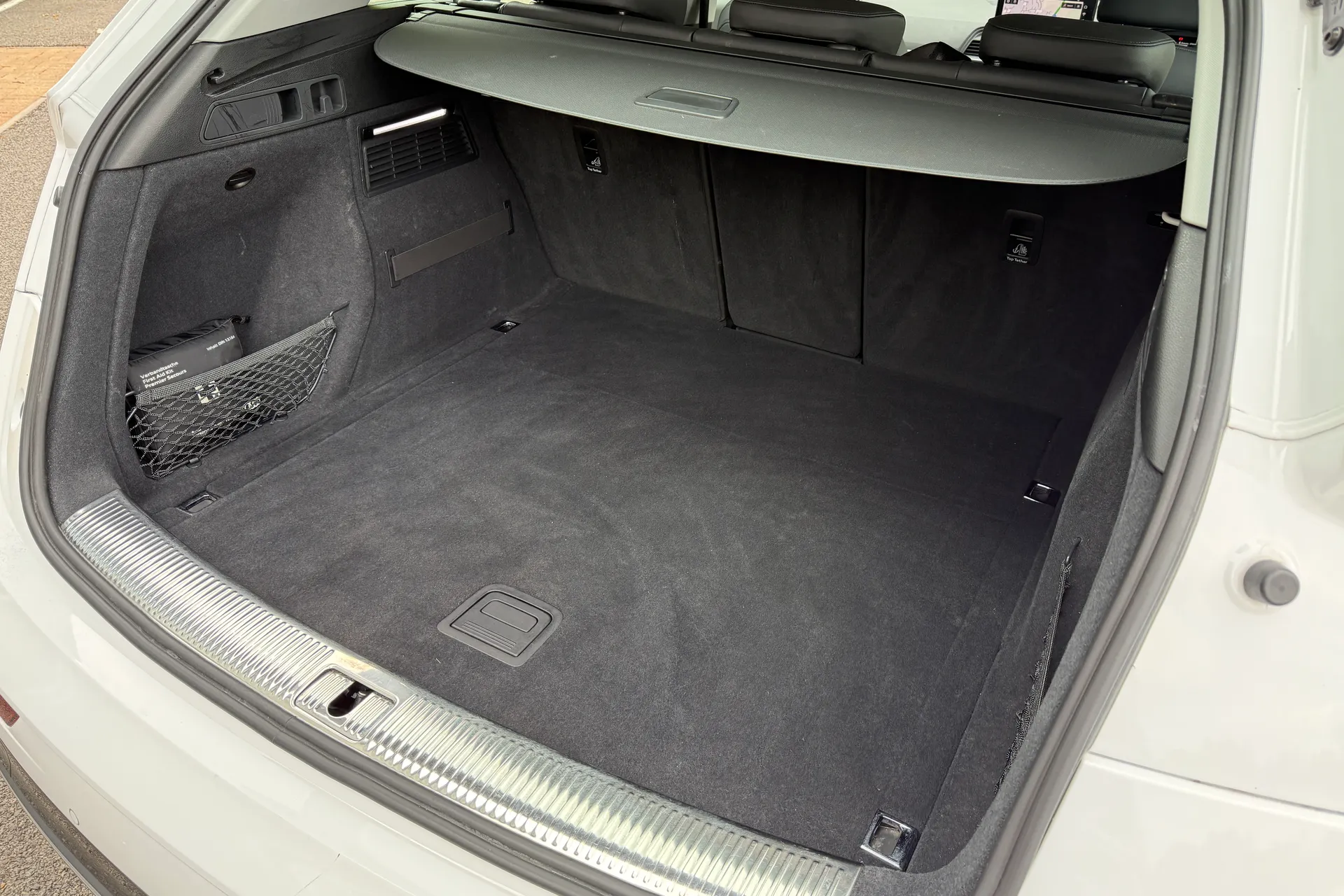 Audi Q5 thumbnail image number 43