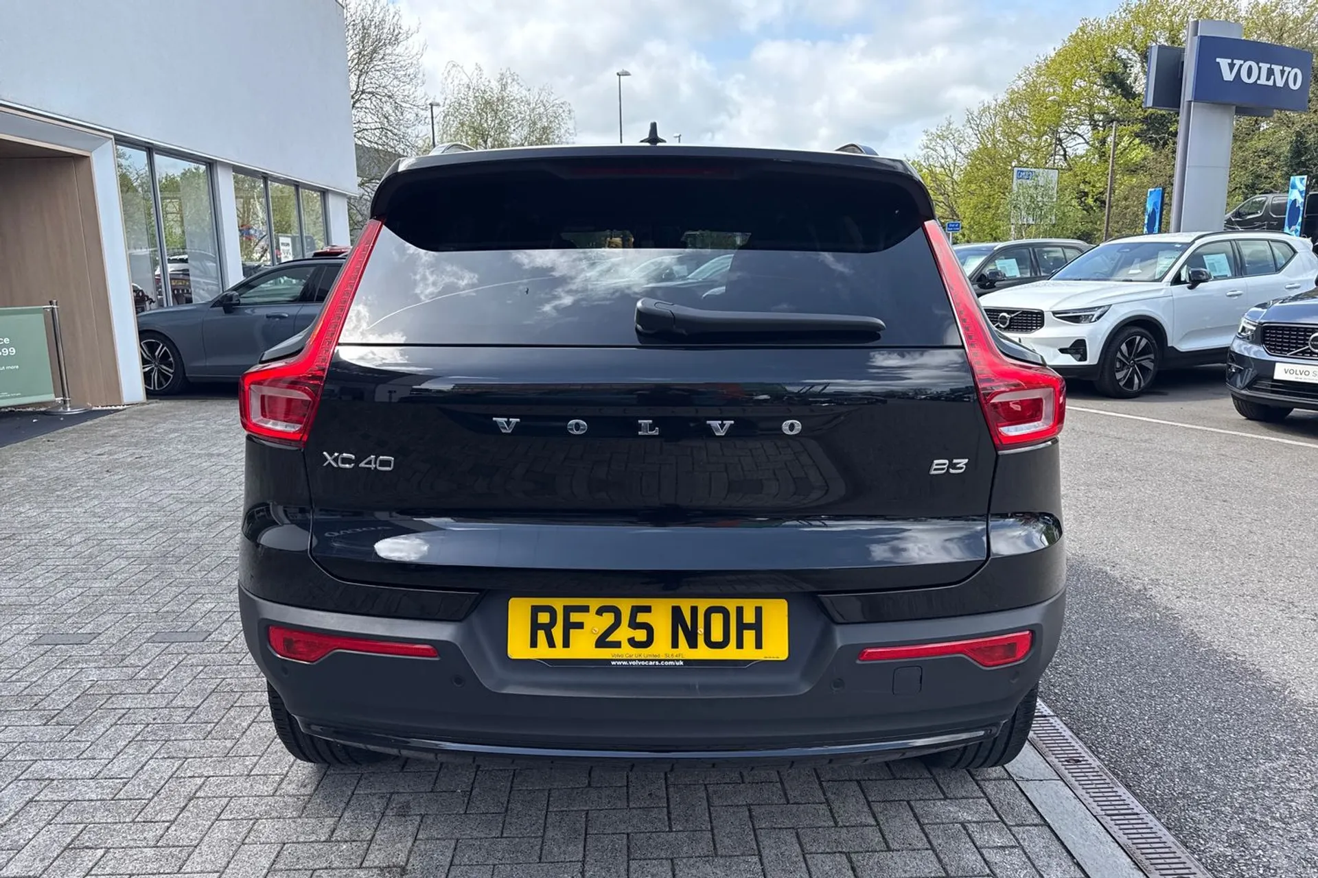 Volvo XC40 thumbnail image number 9