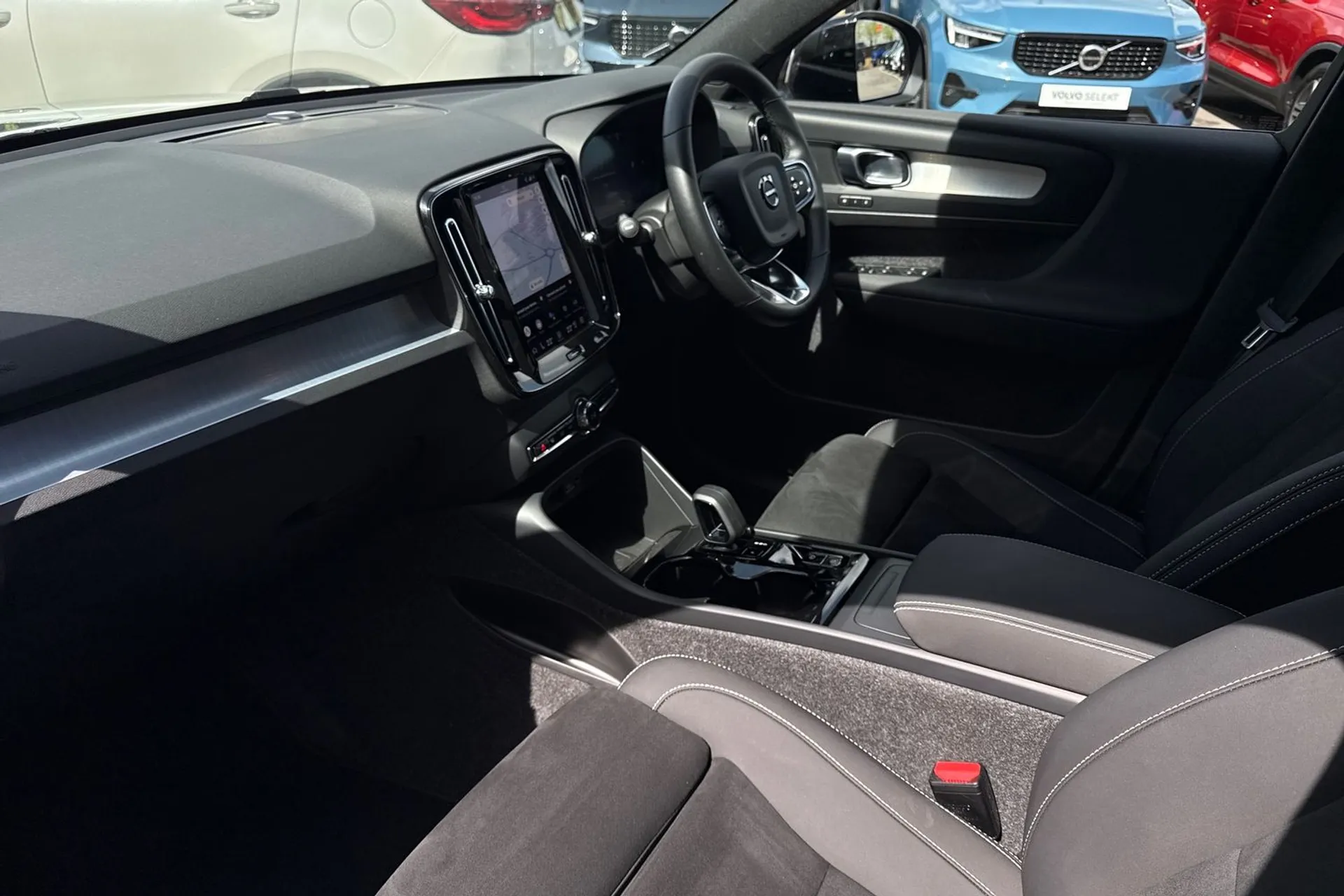 Volvo XC40 thumbnail image number 27