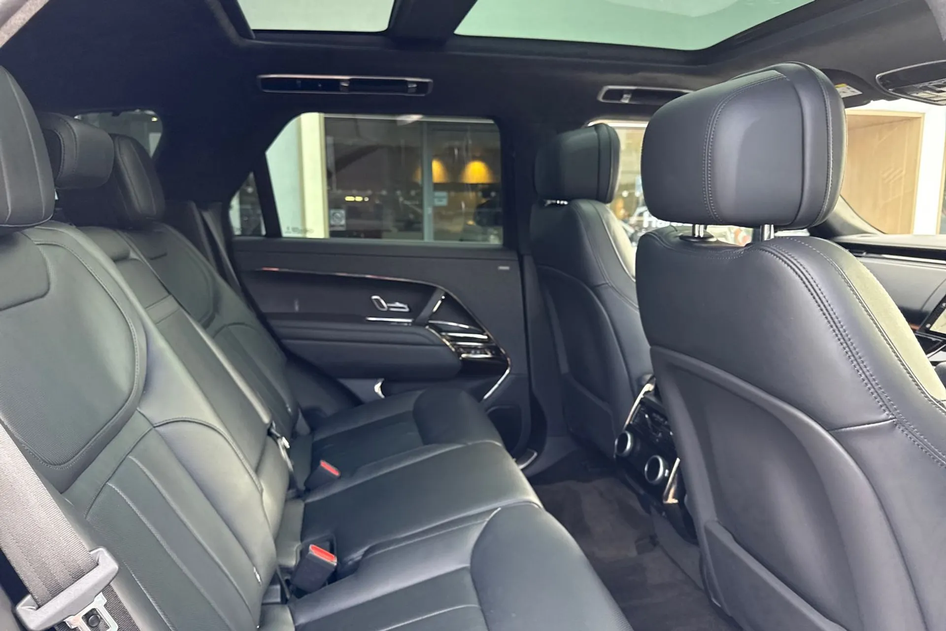 LAND ROVER RANGE ROVER SPORT thumbnail image number 25