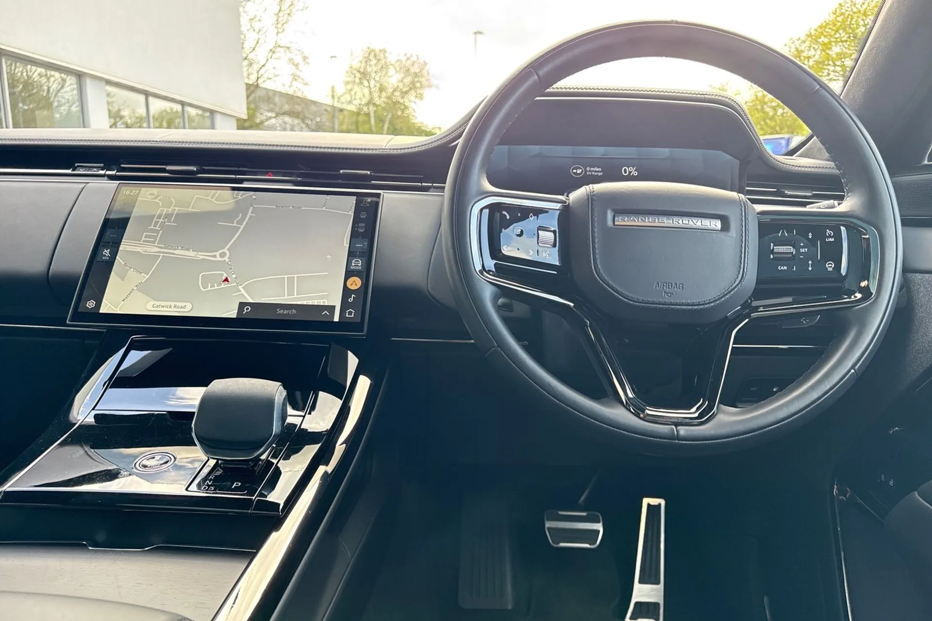 LAND ROVER RANGE ROVER SPORT thumbnail image number 37