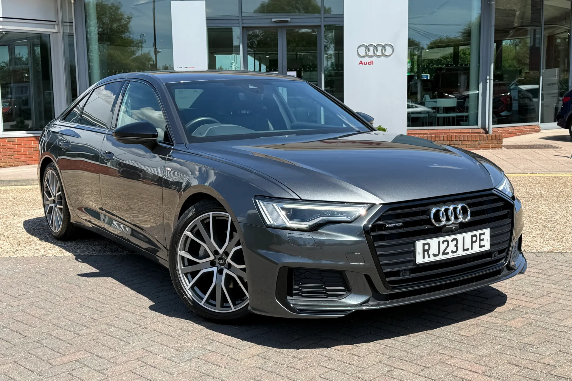 Audi A6 thumbnail image number 27