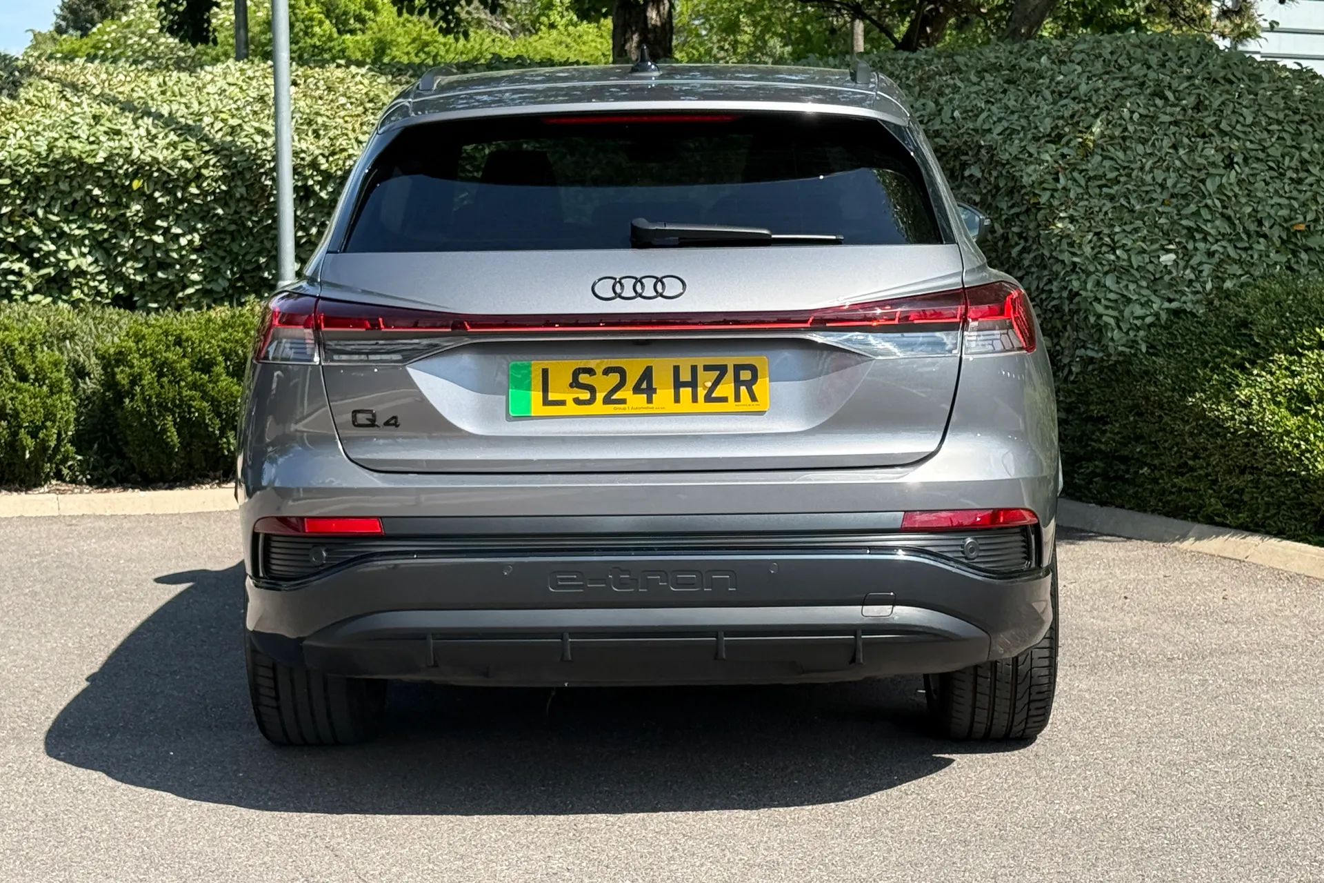 Audi Q4 thumbnail image number 22