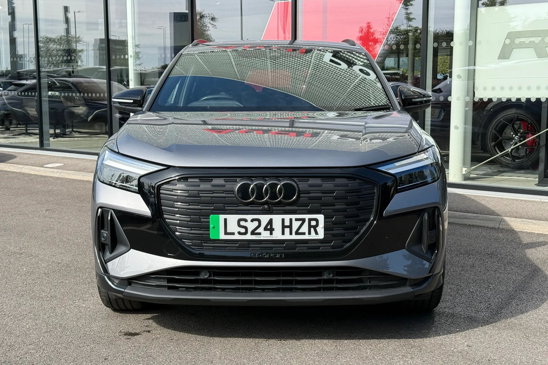Audi Q4 thumbnail image number 7