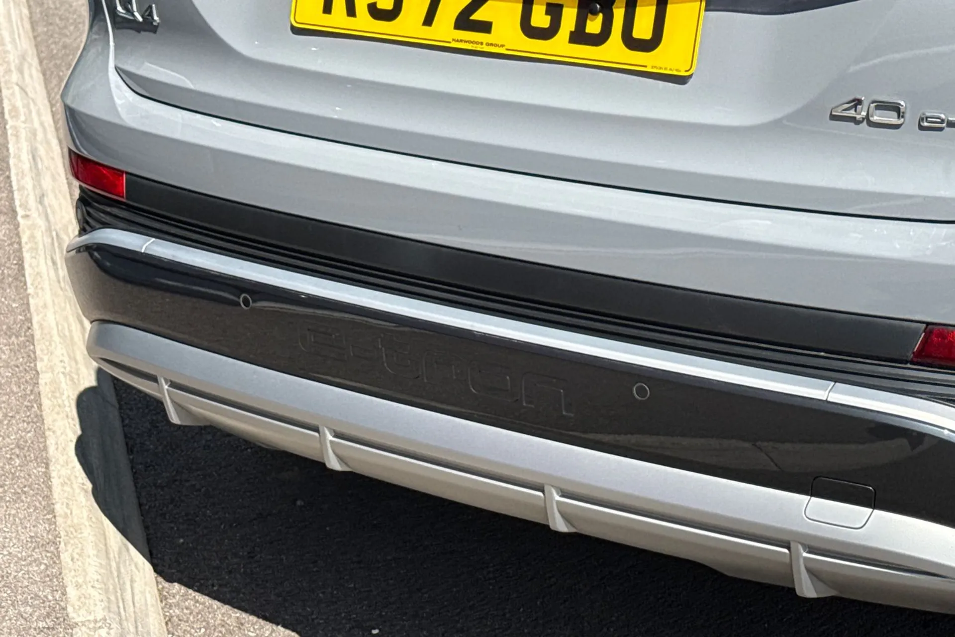 Audi Q4 thumbnail image number 26