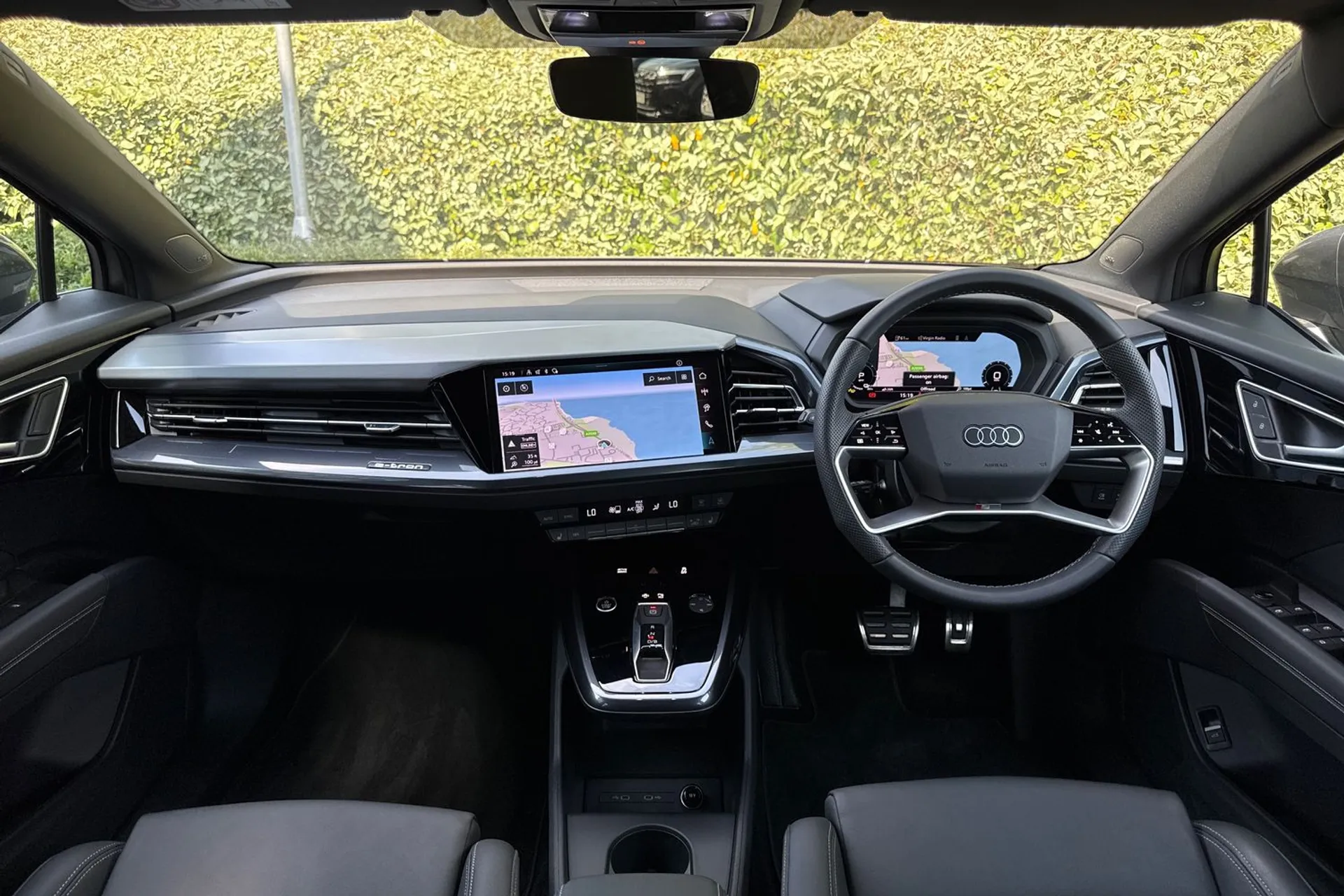Audi Q4 thumbnail image number 5