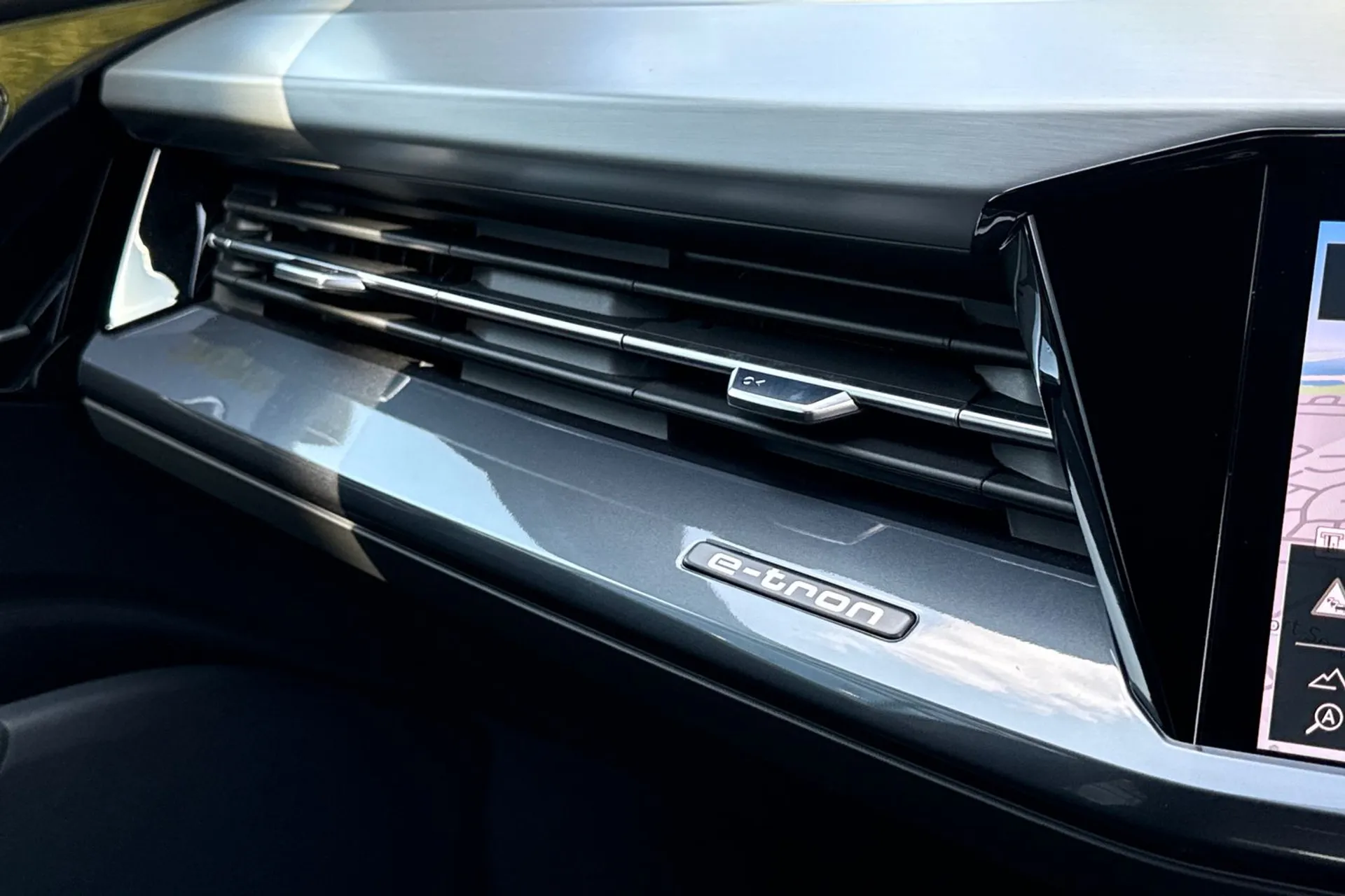 Audi Q4 thumbnail image number 52