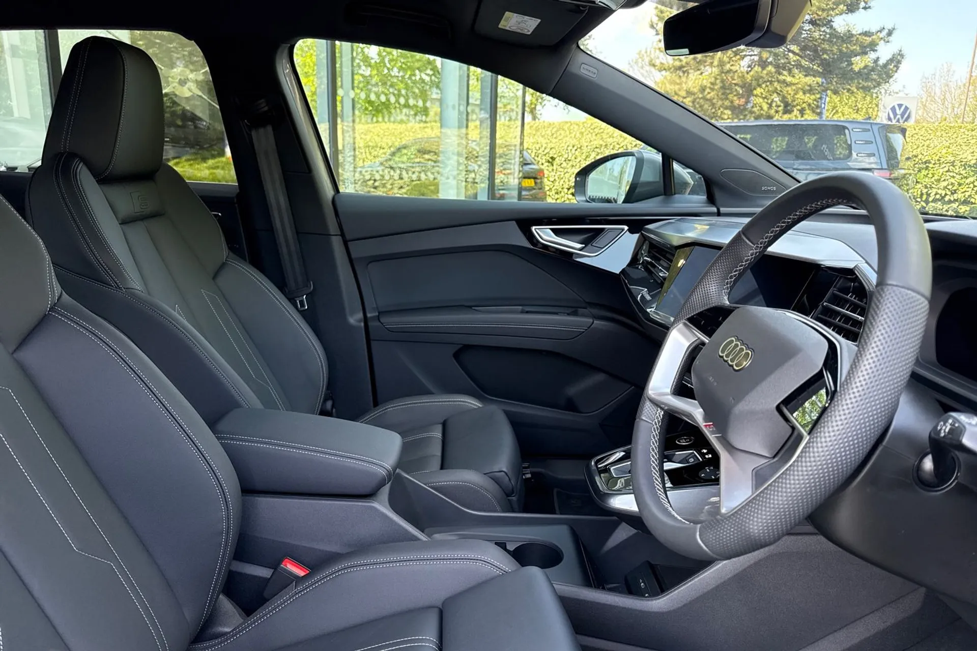 Audi Q4 thumbnail image number 45