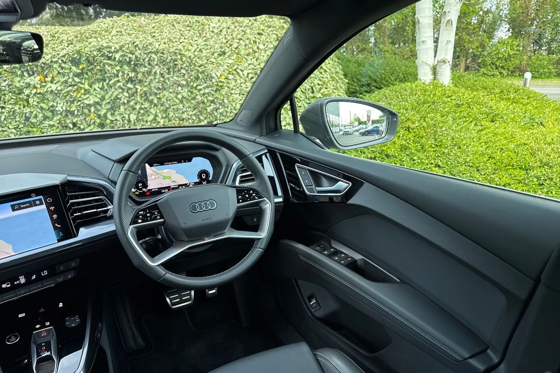 Audi Q4 thumbnail image number 56