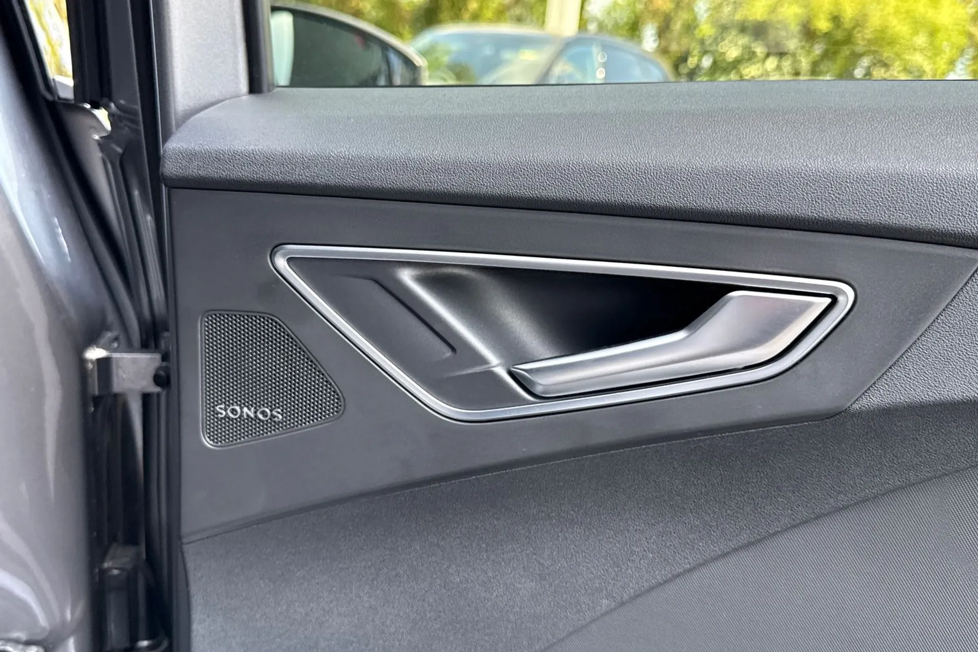 Audi Q4 thumbnail image number 44