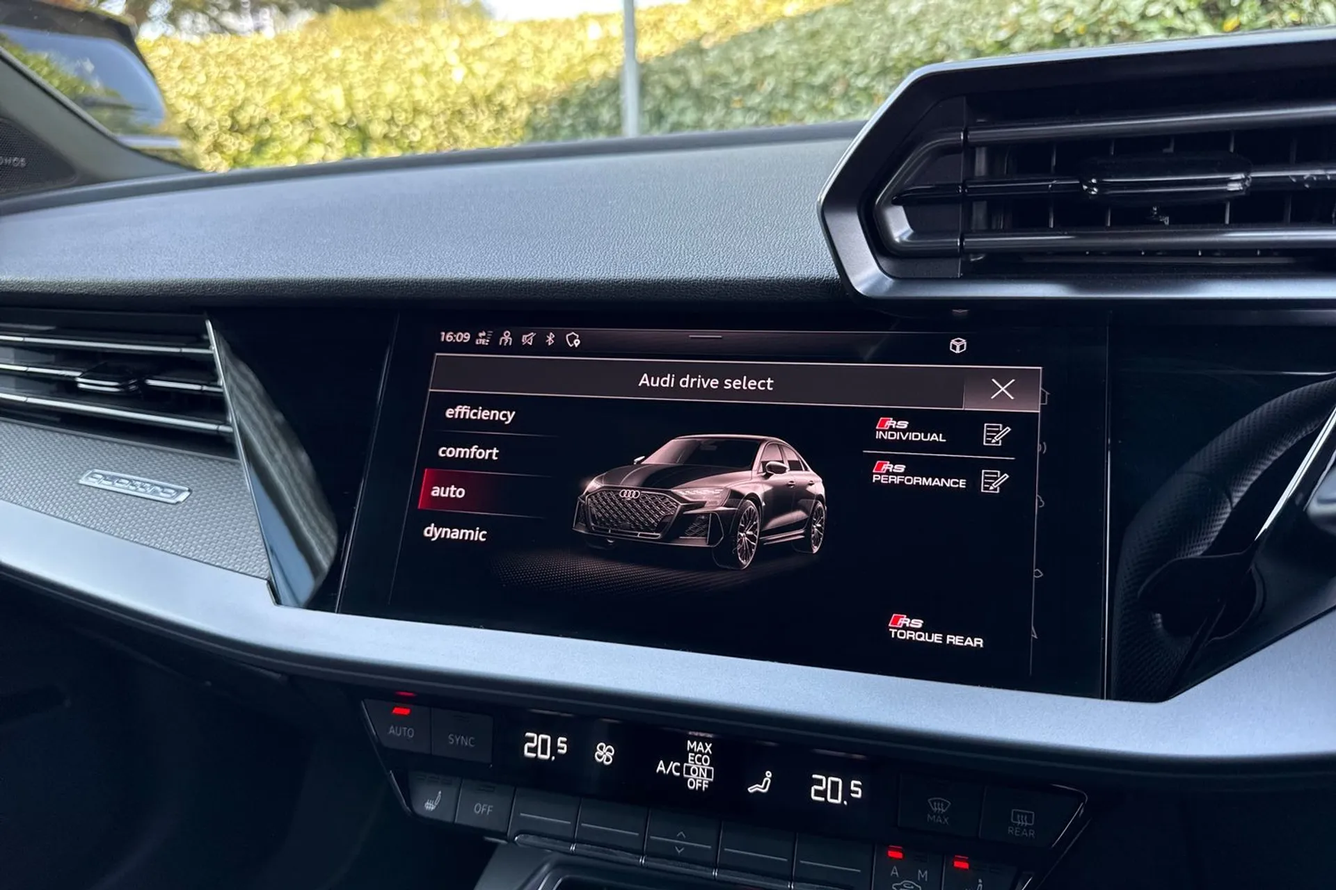 Audi RS3 thumbnail image number 53