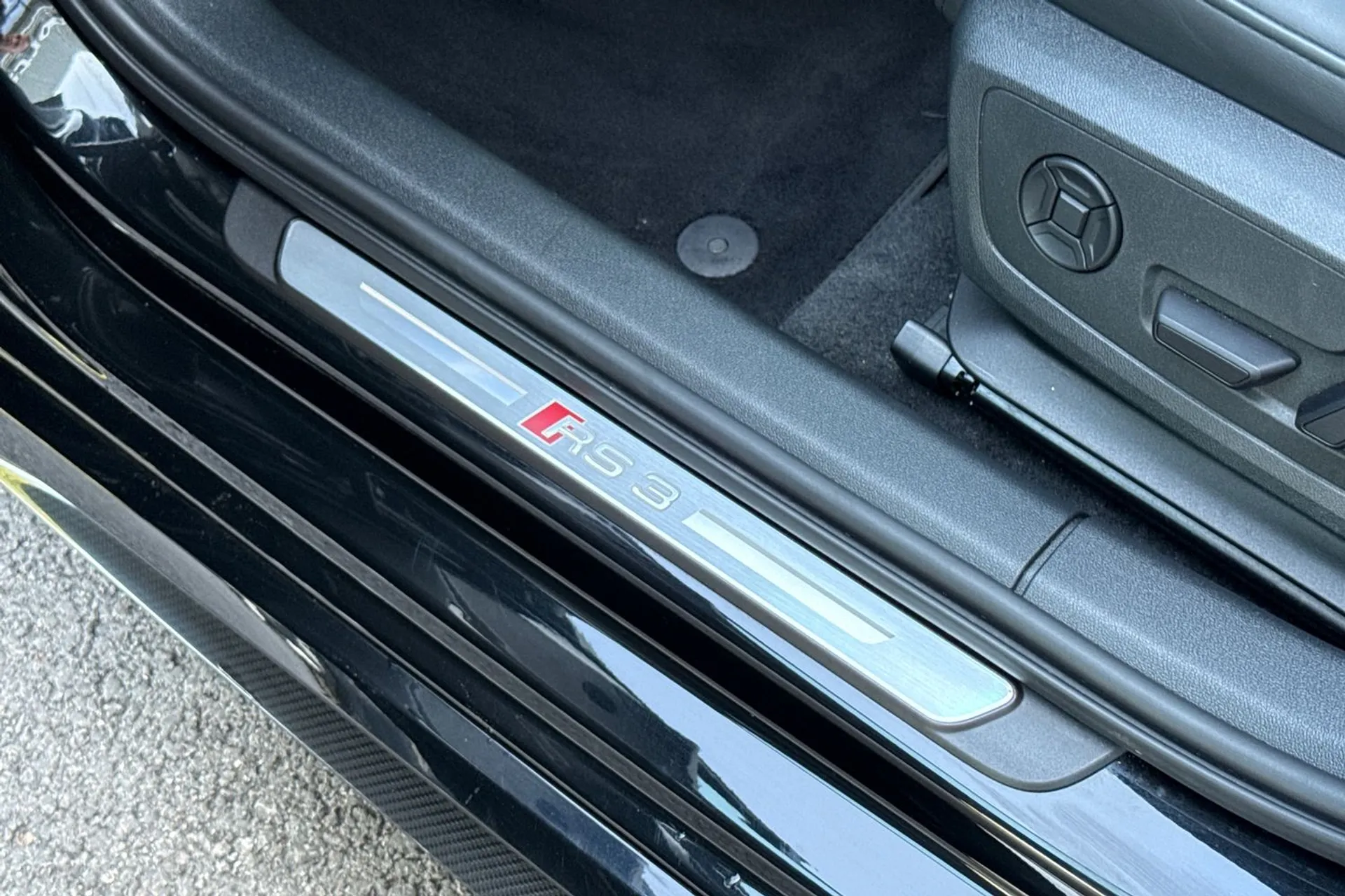 Audi RS3 thumbnail image number 28