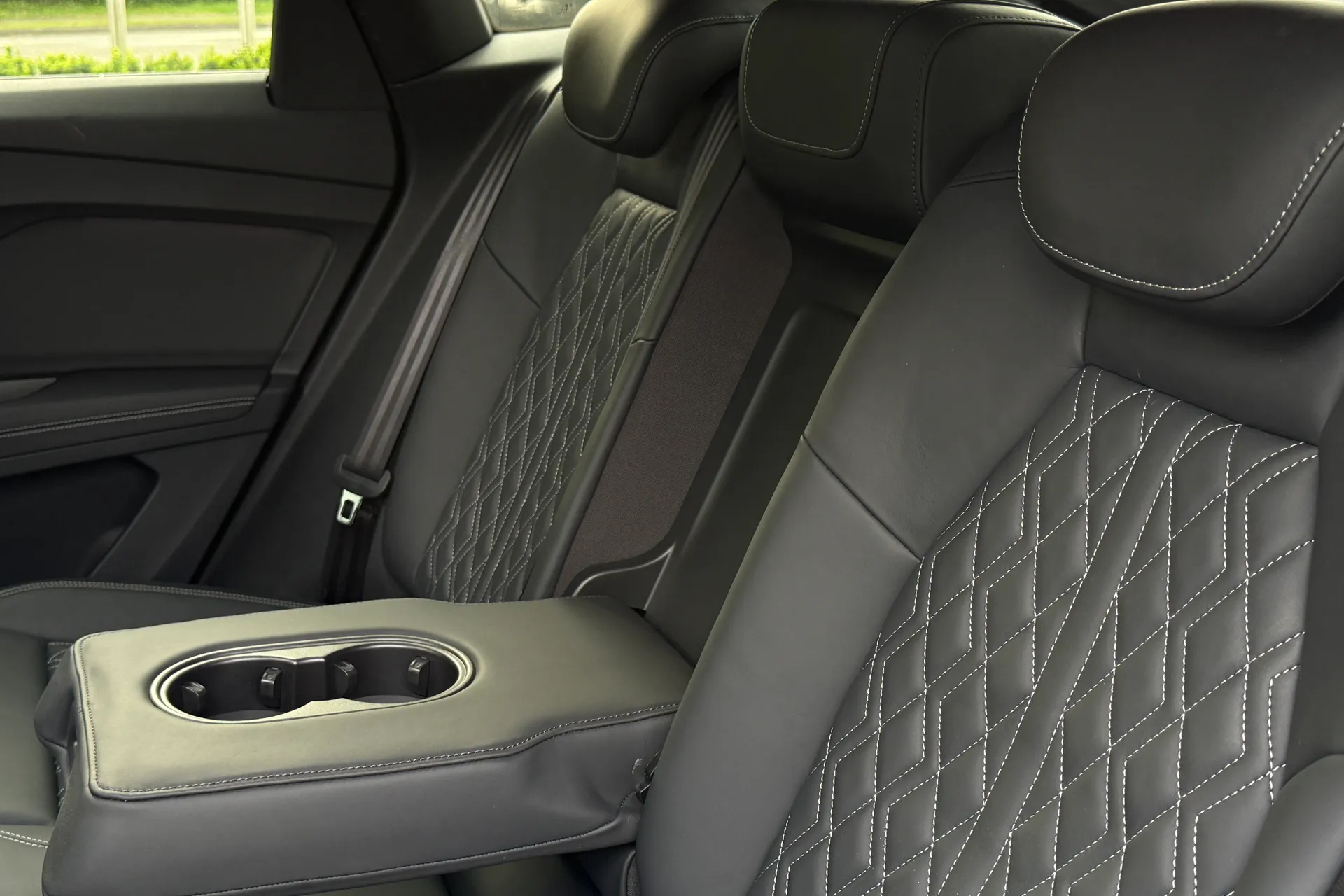 Audi Q4 thumbnail image number 45