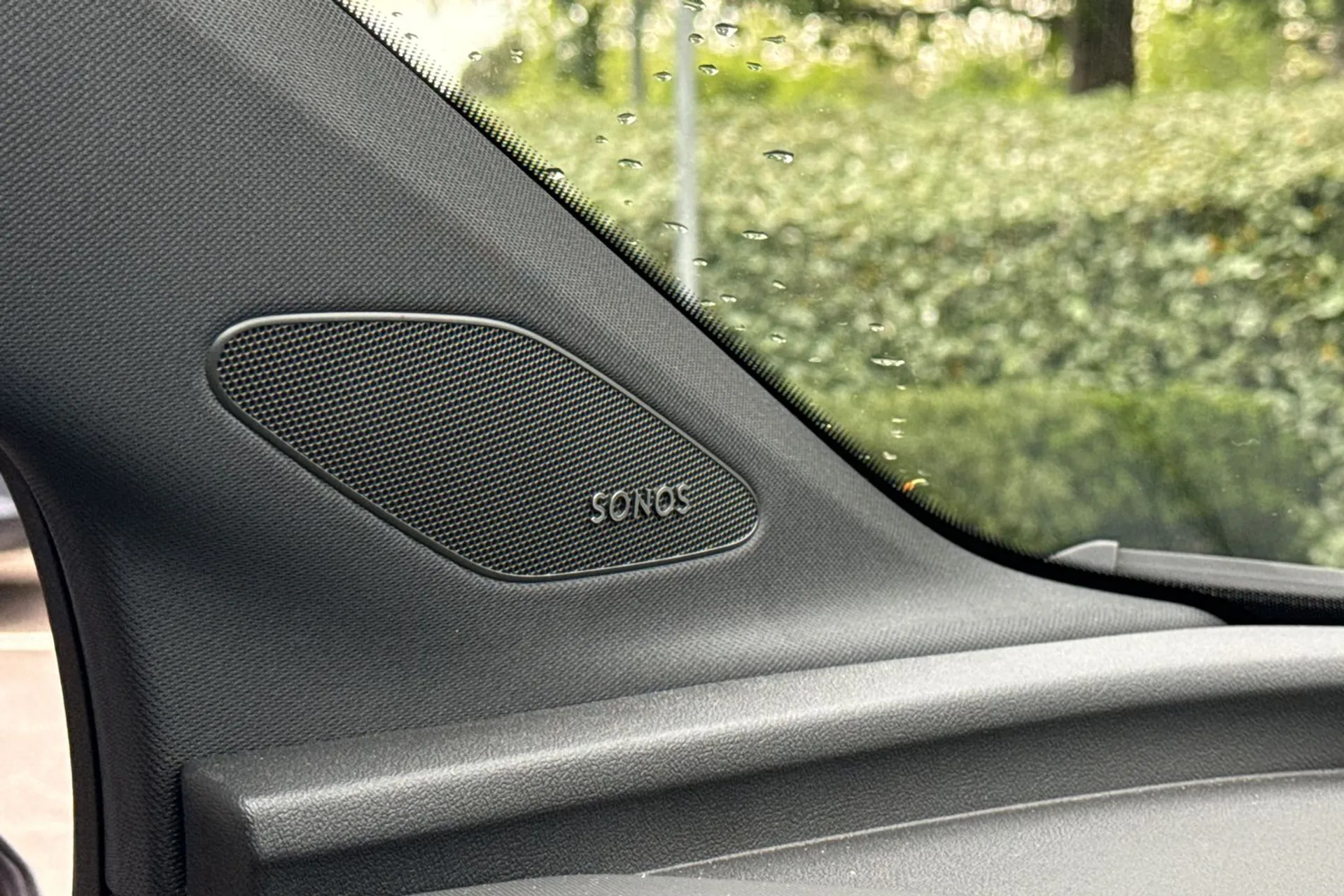 Audi Q4 thumbnail image number 24