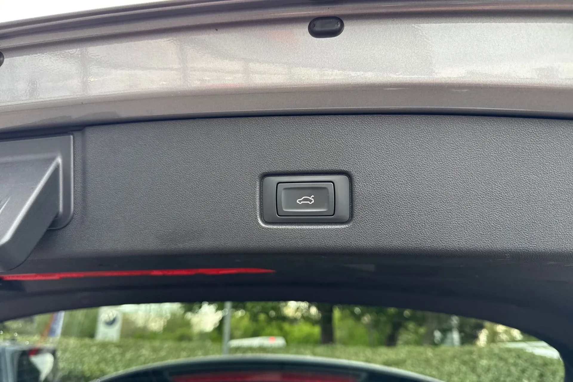 Audi Q4 thumbnail image number 34