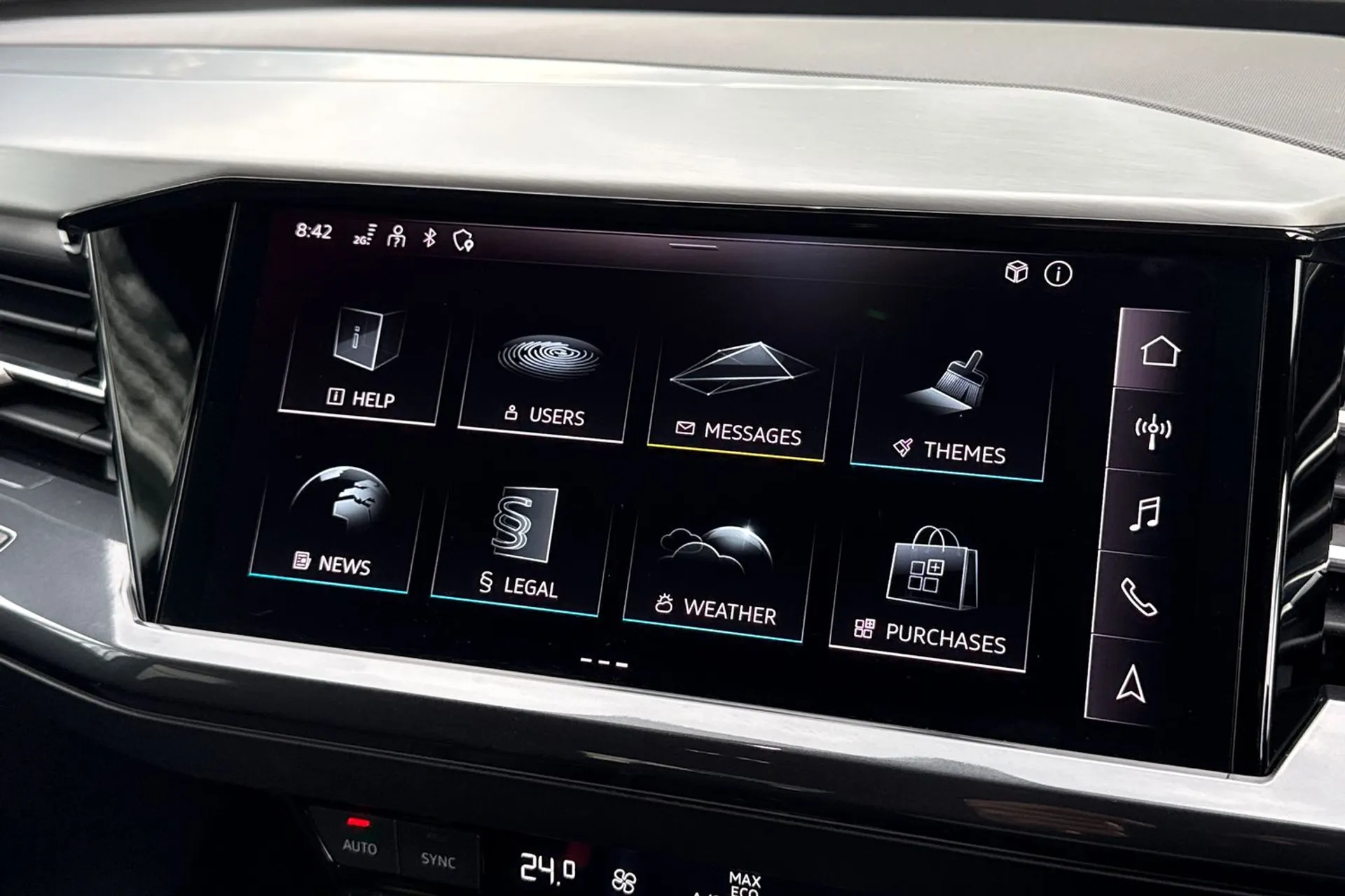 Audi Q4 thumbnail image number 29