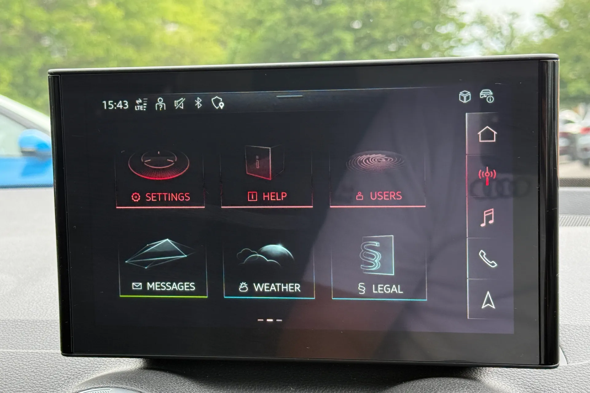 Audi Q2 thumbnail image number 31