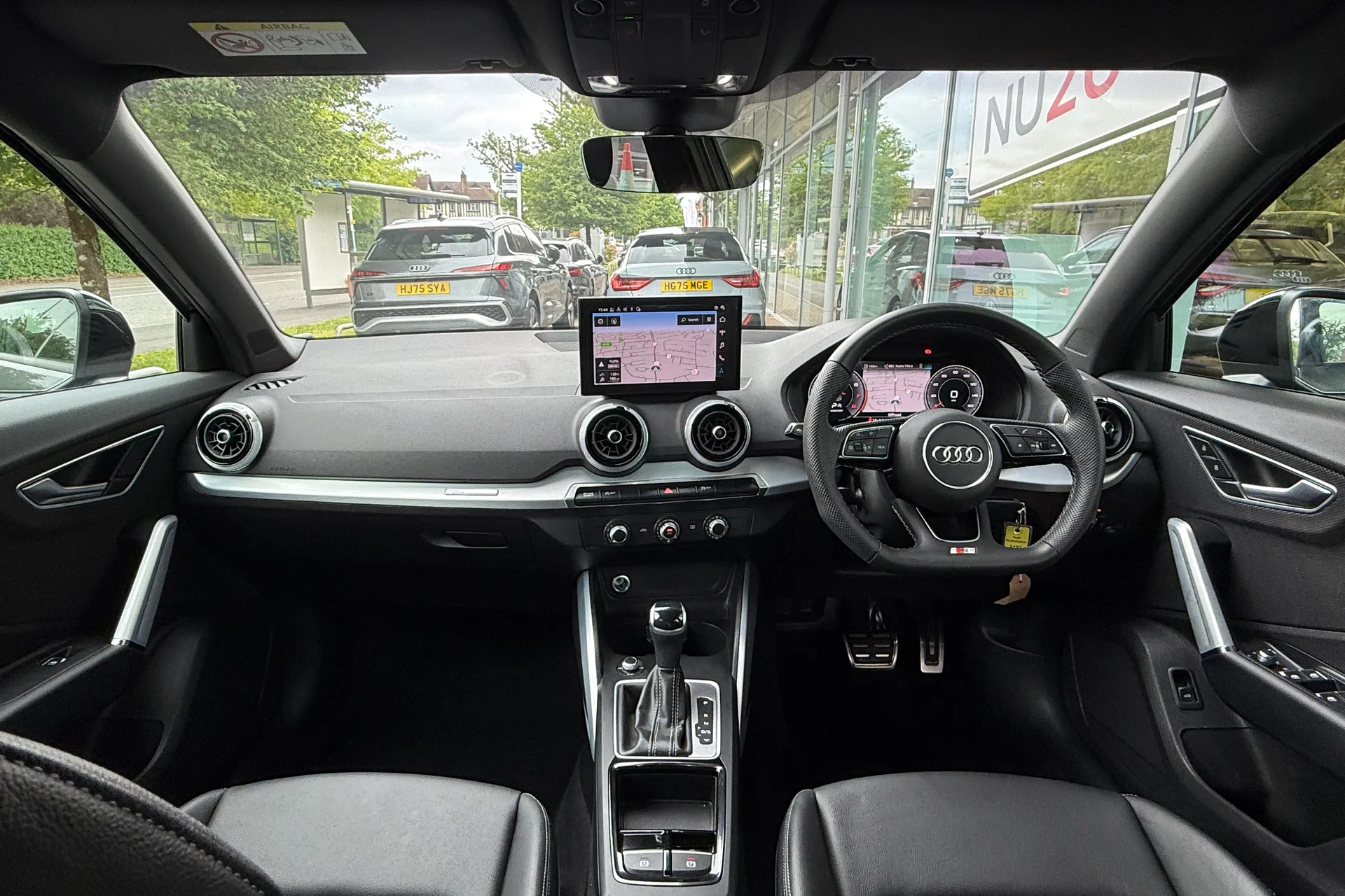 Audi Q2 thumbnail image number 3