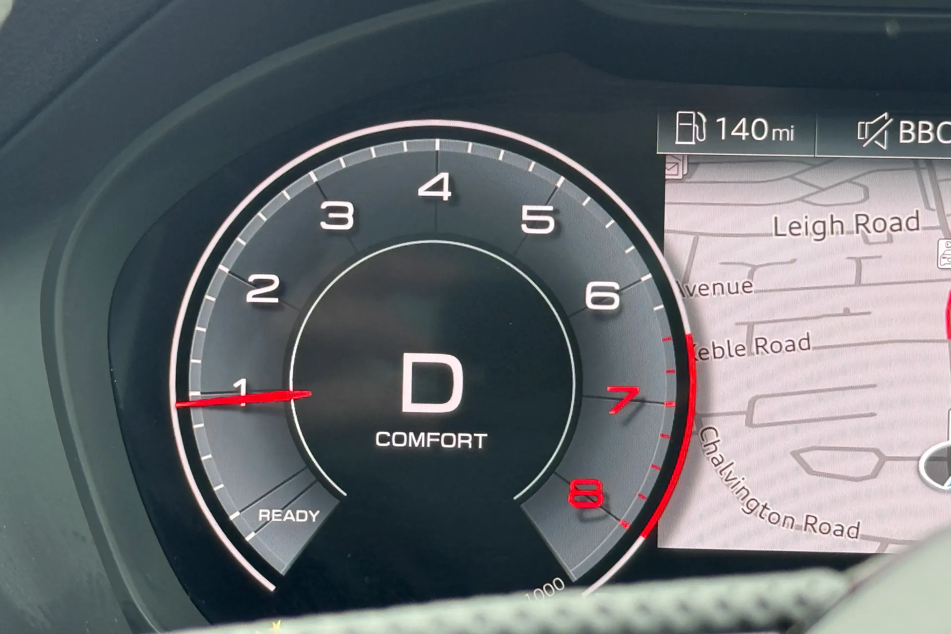 Audi Q2 thumbnail image number 13