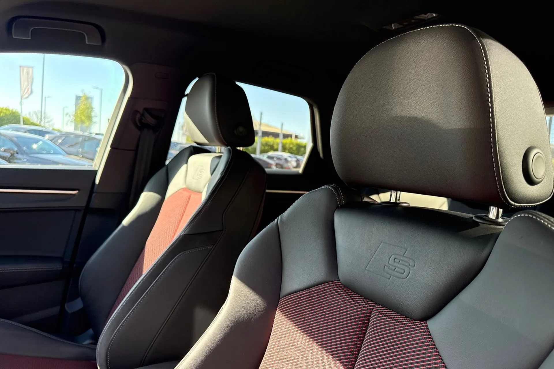 Audi Q3 thumbnail image number 54