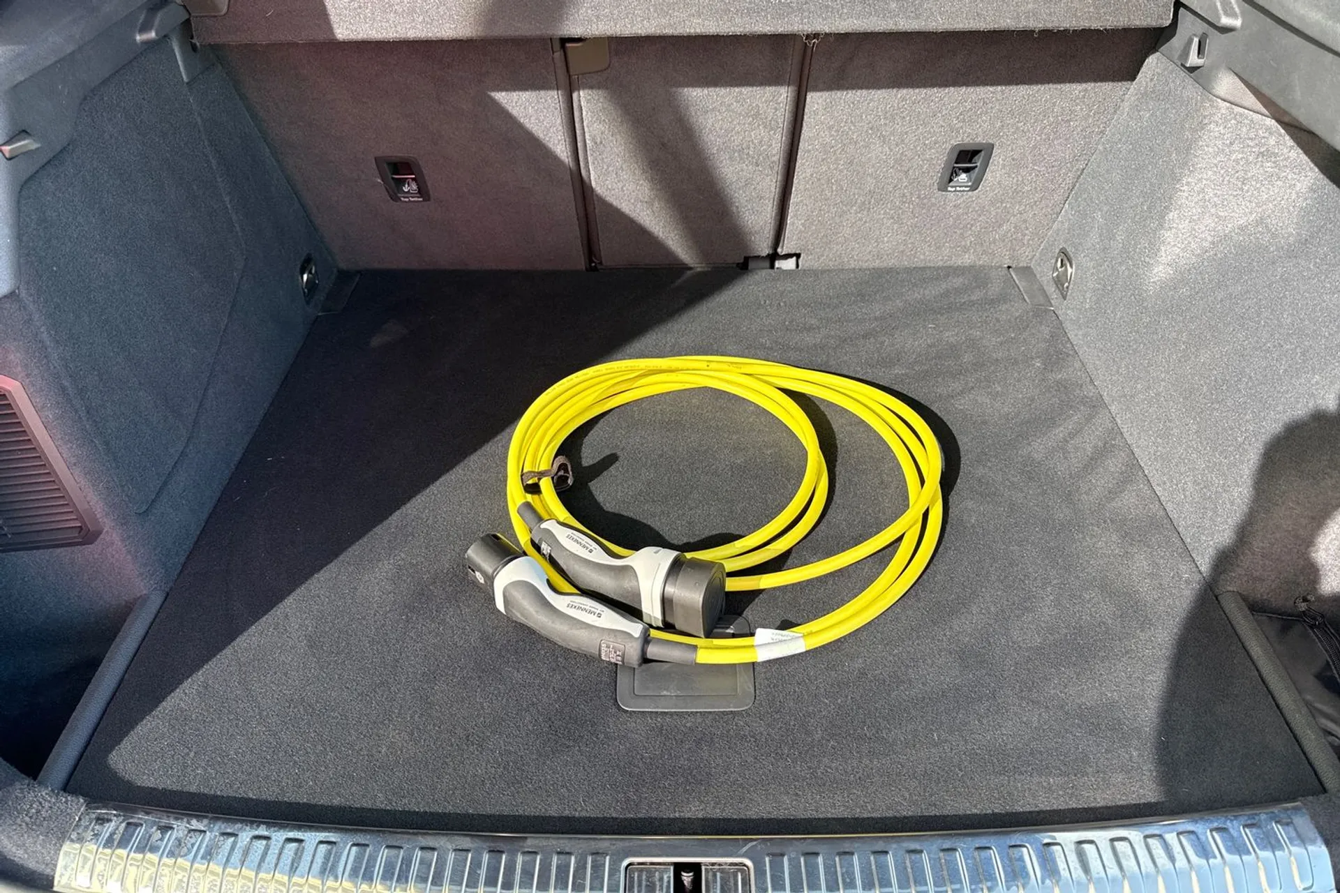 Audi Q3 thumbnail image number 43