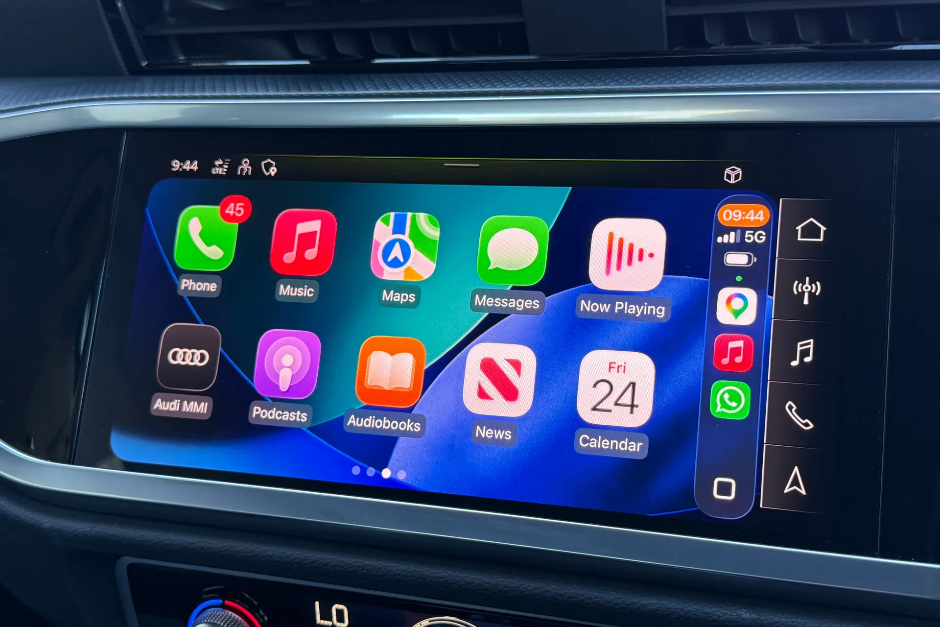 Audi Q3 thumbnail image number 8