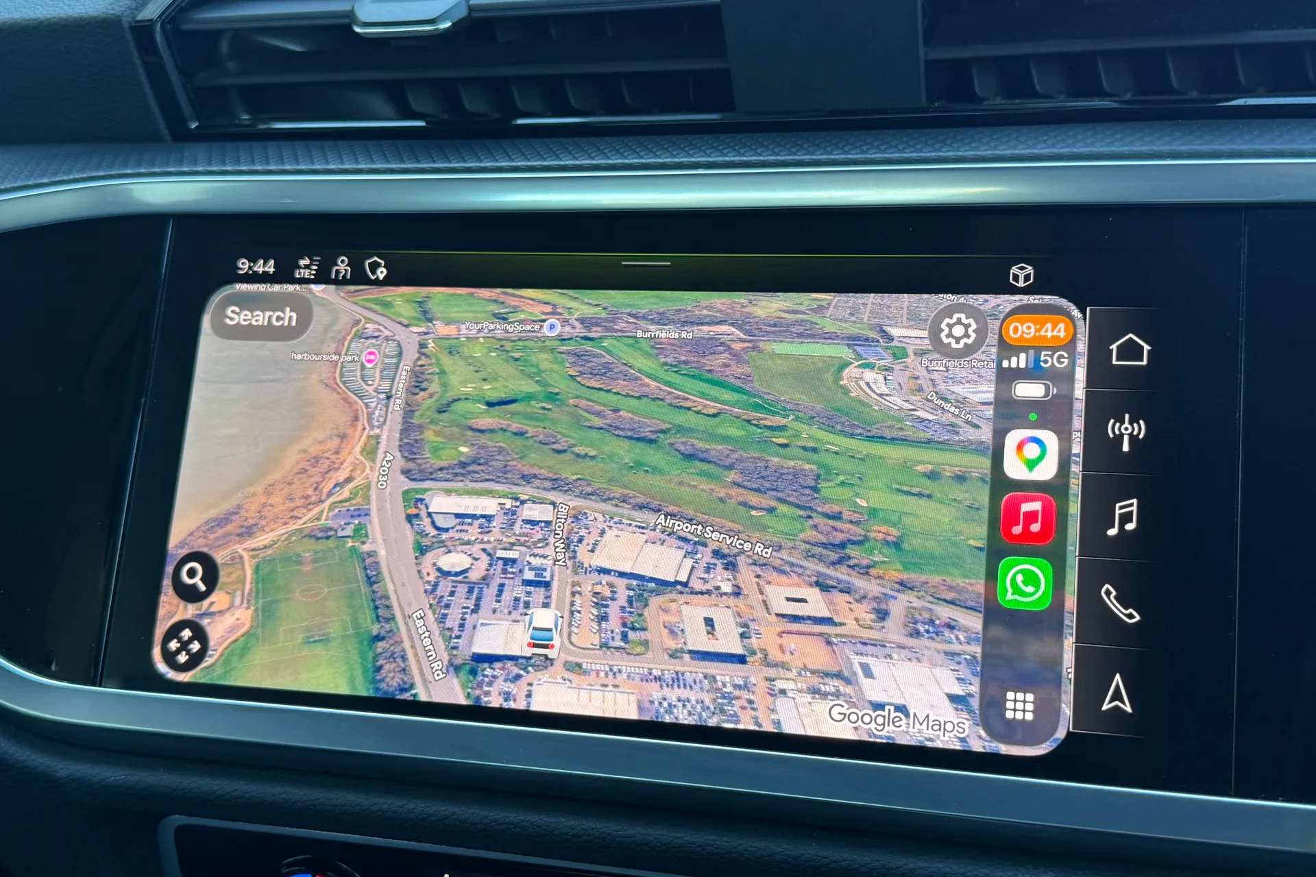 Audi Q3 thumbnail image number 11