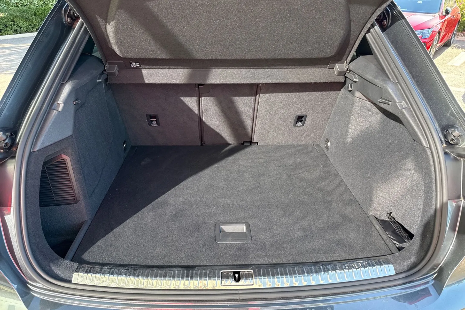 Audi Q3 thumbnail image number 41