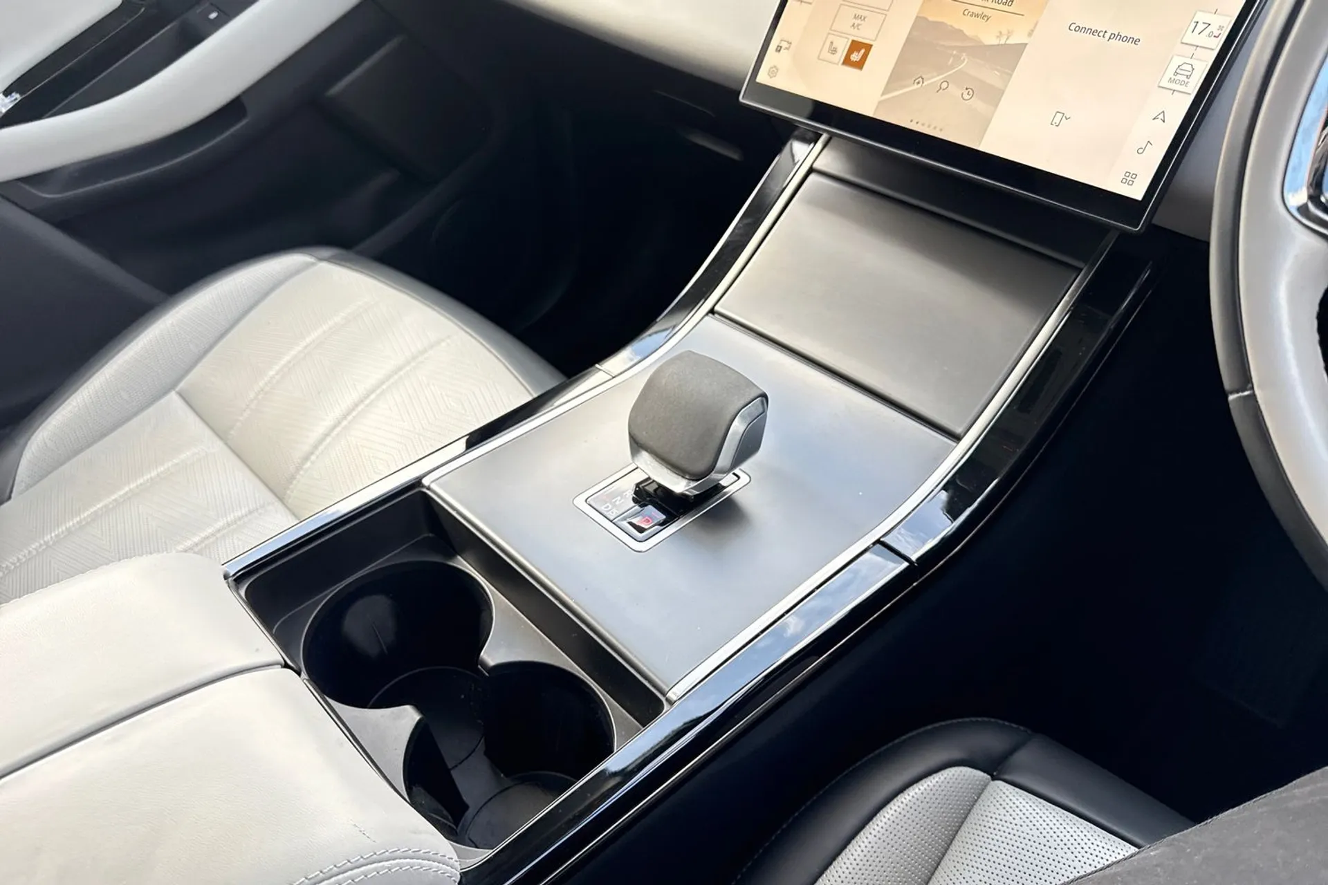 LAND ROVER RANGE ROVER EVOQUE thumbnail image number 43