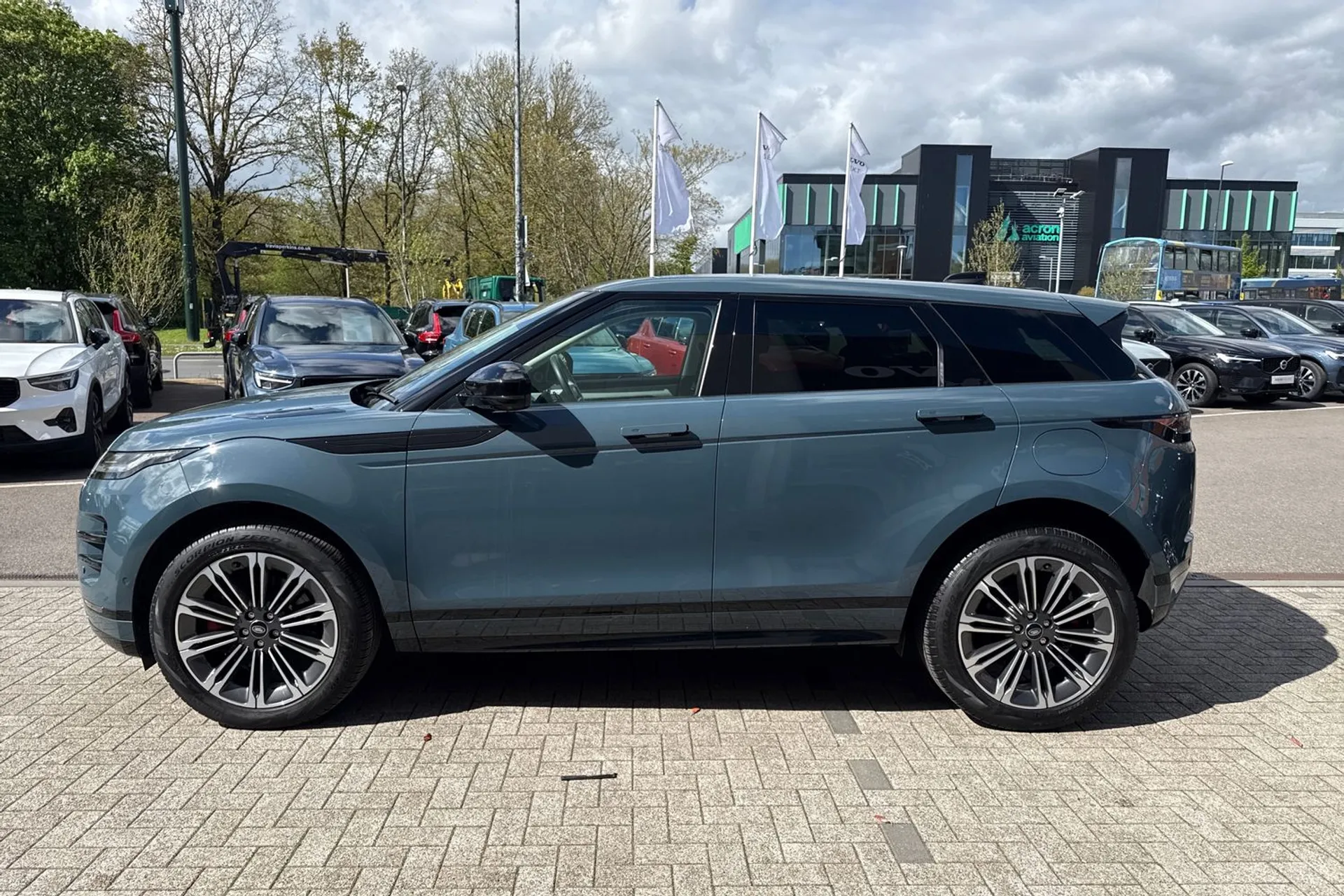 LAND ROVER RANGE ROVER EVOQUE thumbnail image number 11