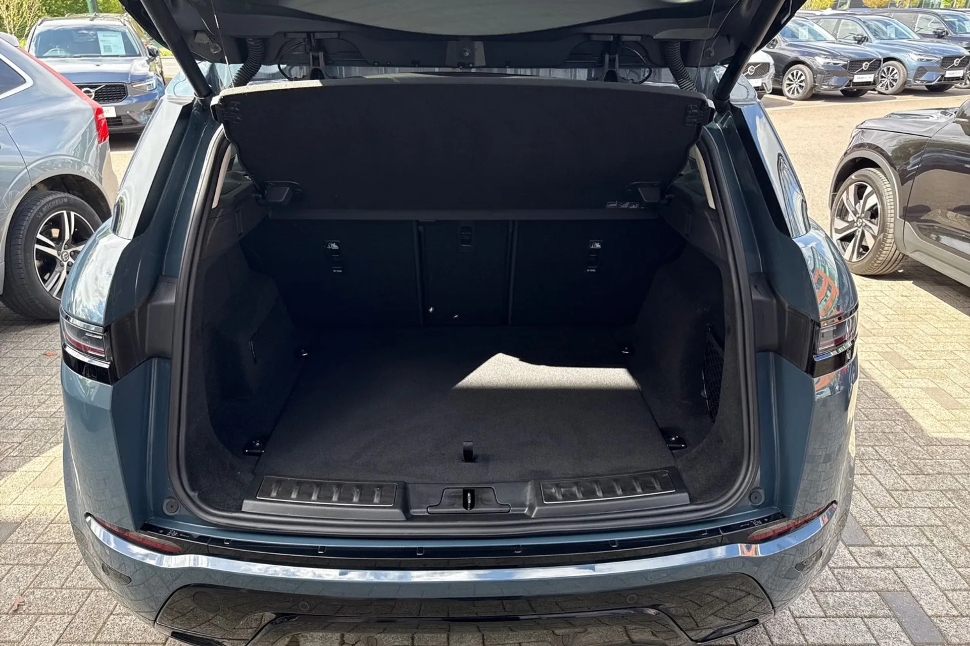 LAND ROVER RANGE ROVER EVOQUE thumbnail image number 20