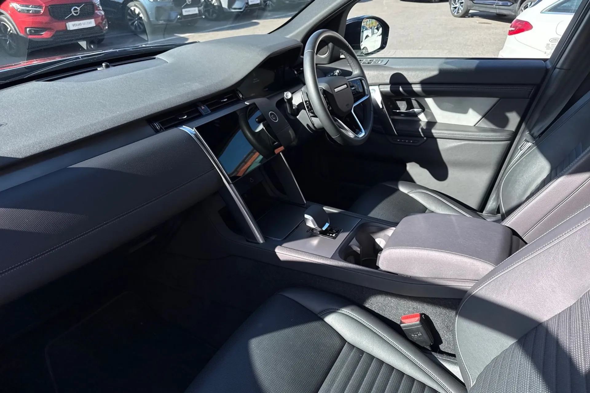 LAND ROVER DISCOVERY SPORT thumbnail image number 27