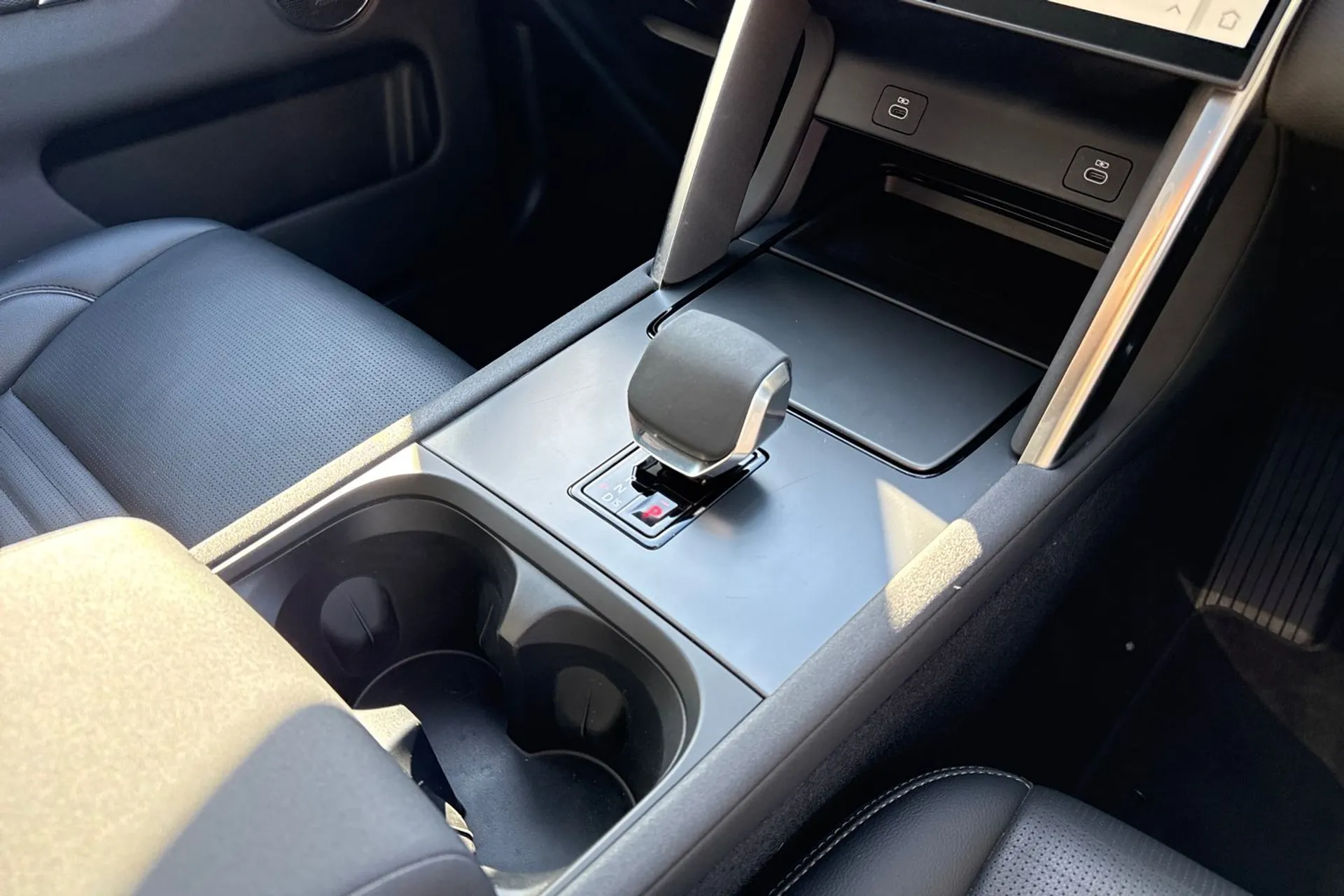 LAND ROVER DISCOVERY SPORT thumbnail image number 41