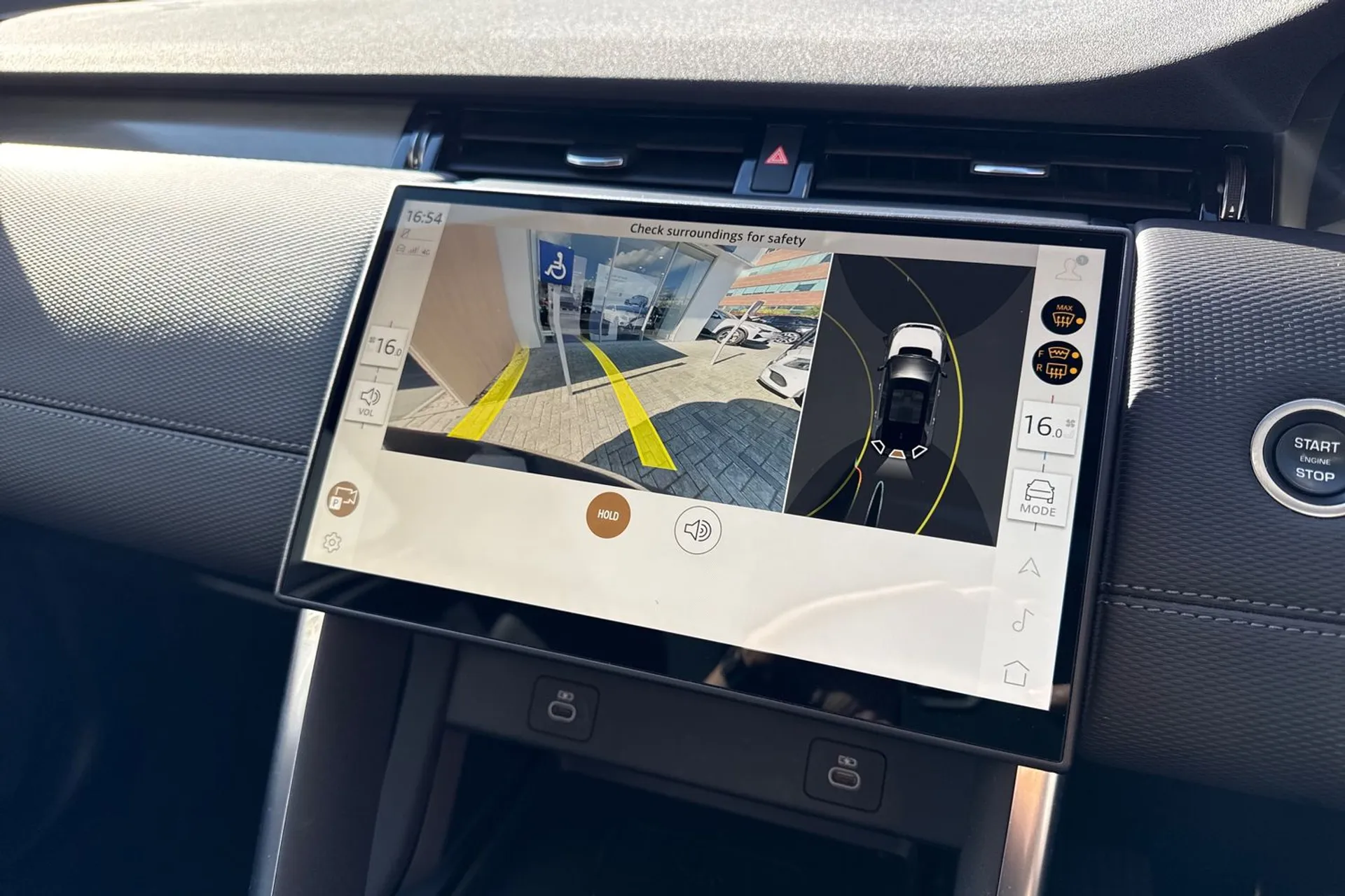 LAND ROVER DISCOVERY SPORT thumbnail image number 4