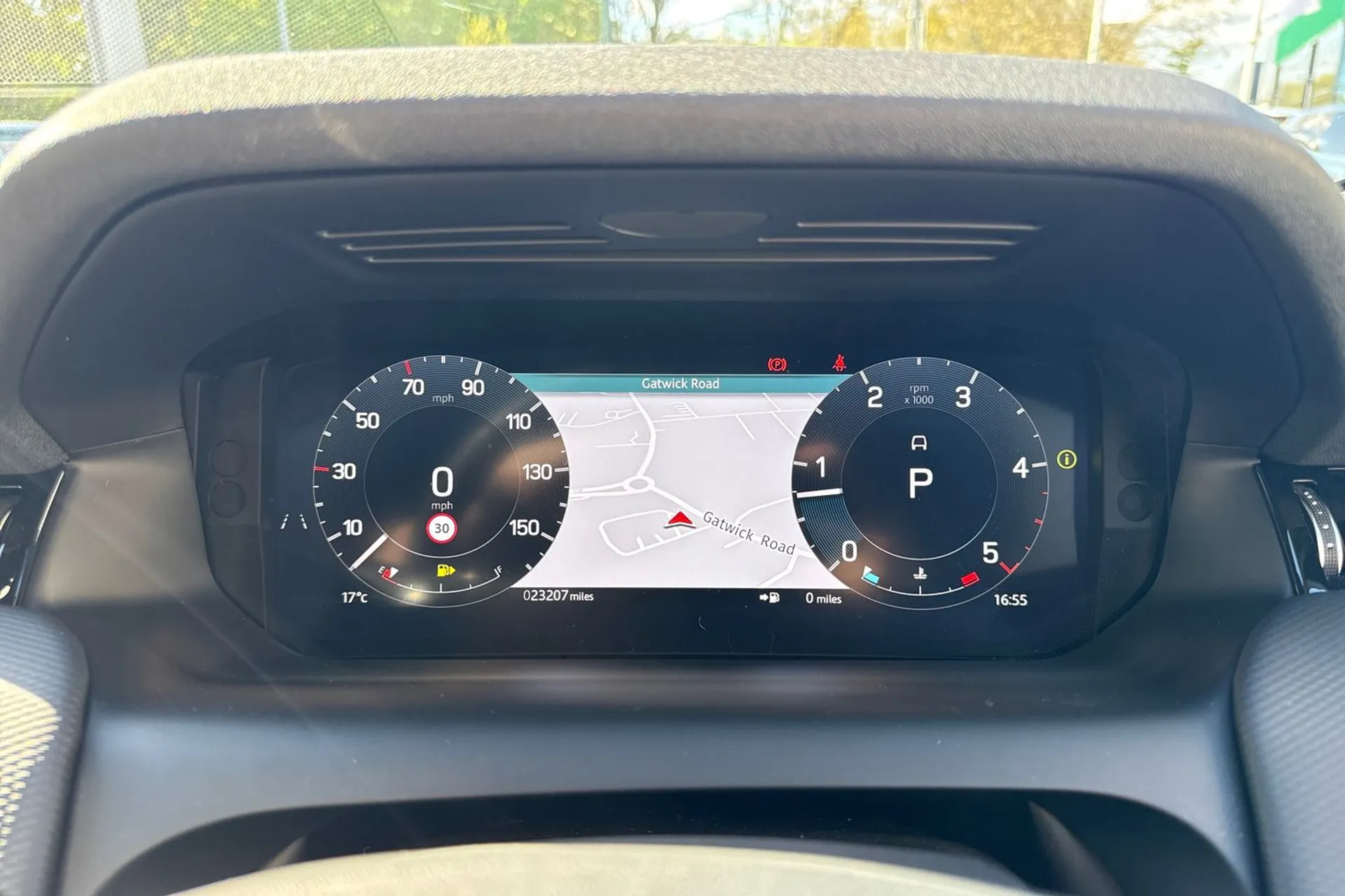 LAND ROVER DISCOVERY SPORT thumbnail image number 42