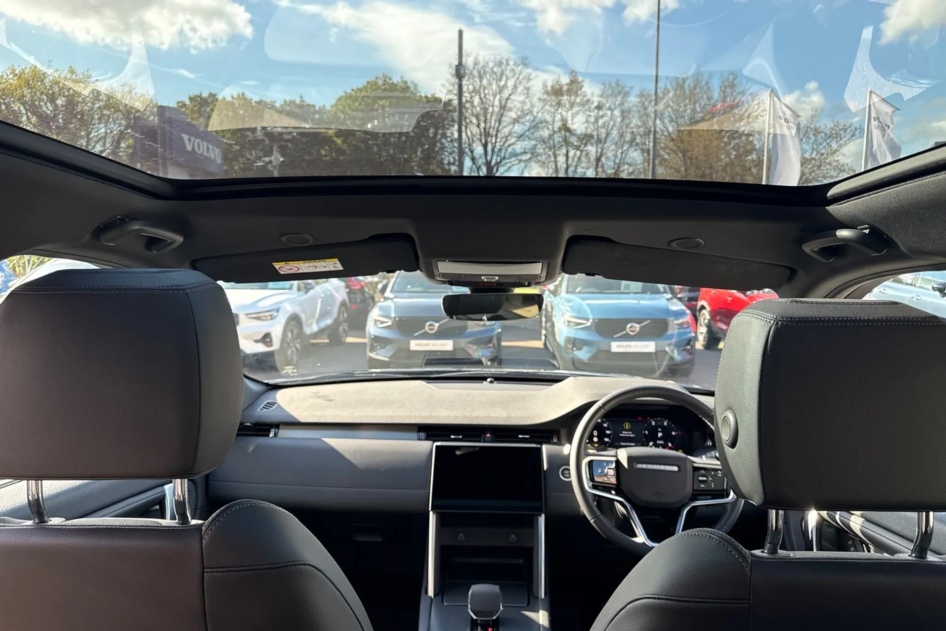 LAND ROVER DISCOVERY SPORT thumbnail image number 3