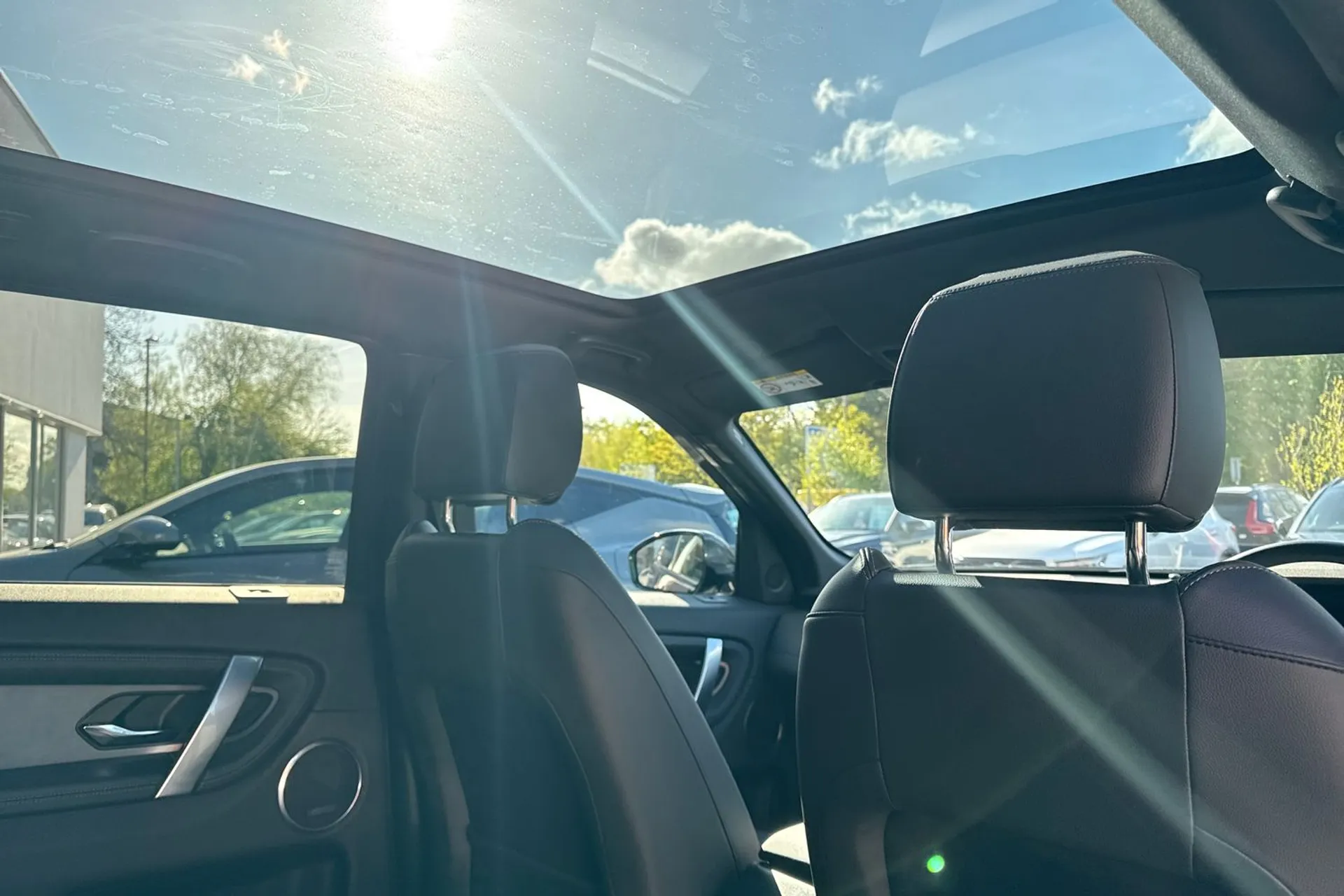 LAND ROVER DISCOVERY SPORT thumbnail image number 24