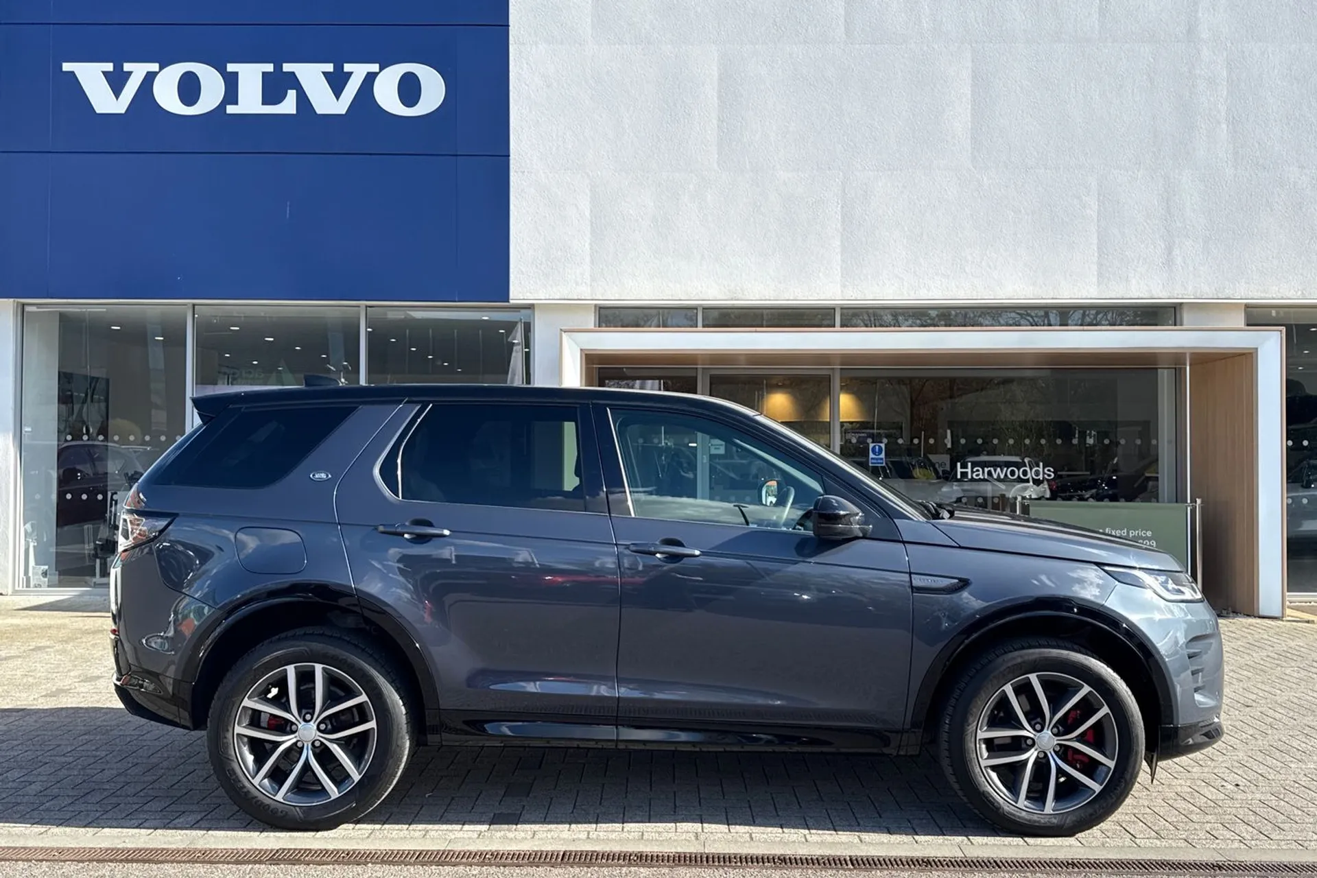 LAND ROVER DISCOVERY SPORT thumbnail image number 2