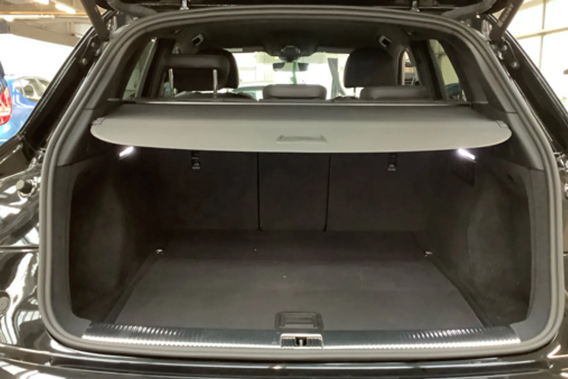 Audi Q5 thumbnail image number 13