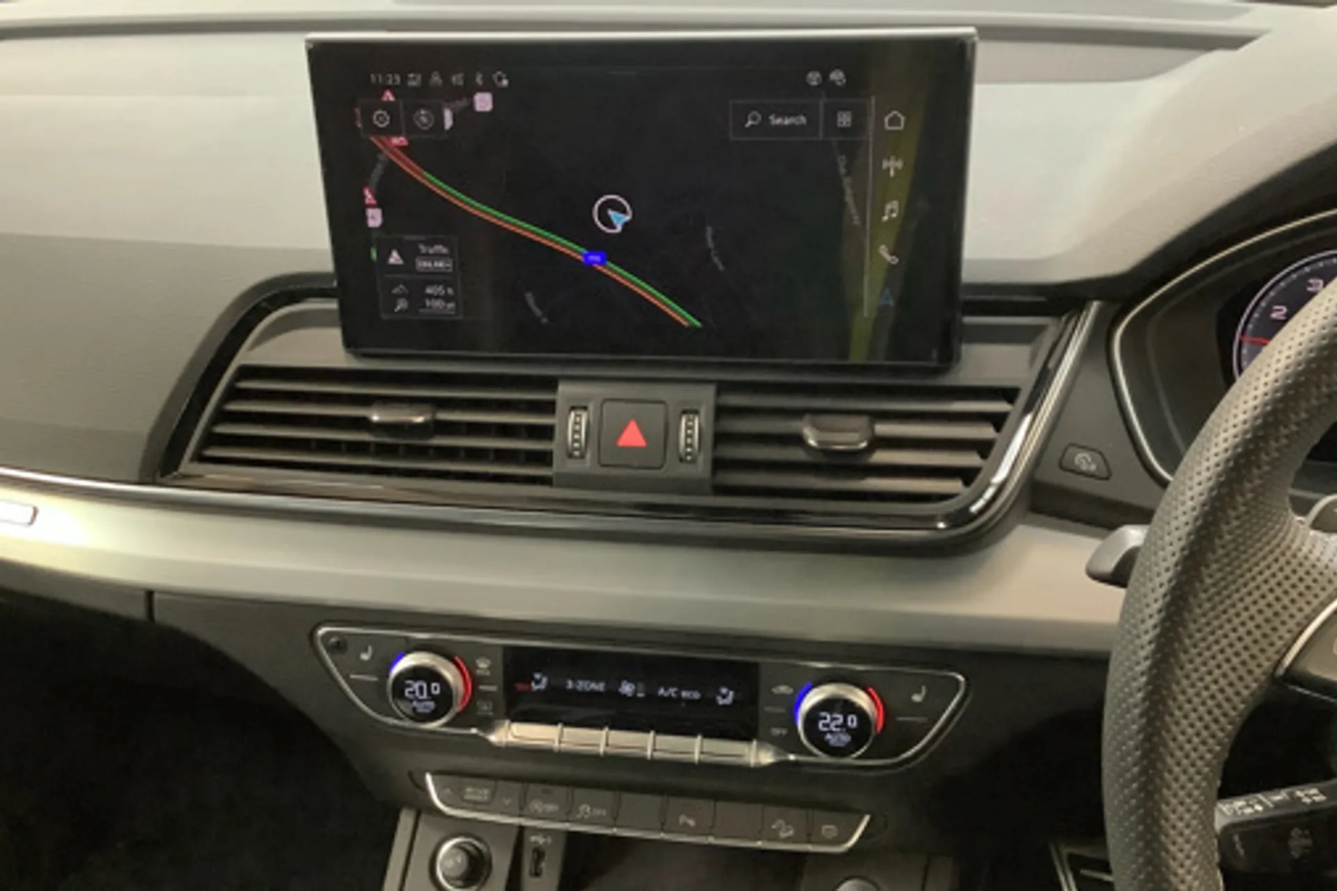 Audi Q5 thumbnail image number 10