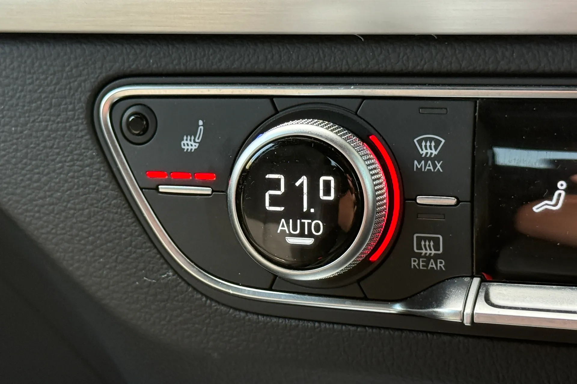 Audi Q5 thumbnail image number 8