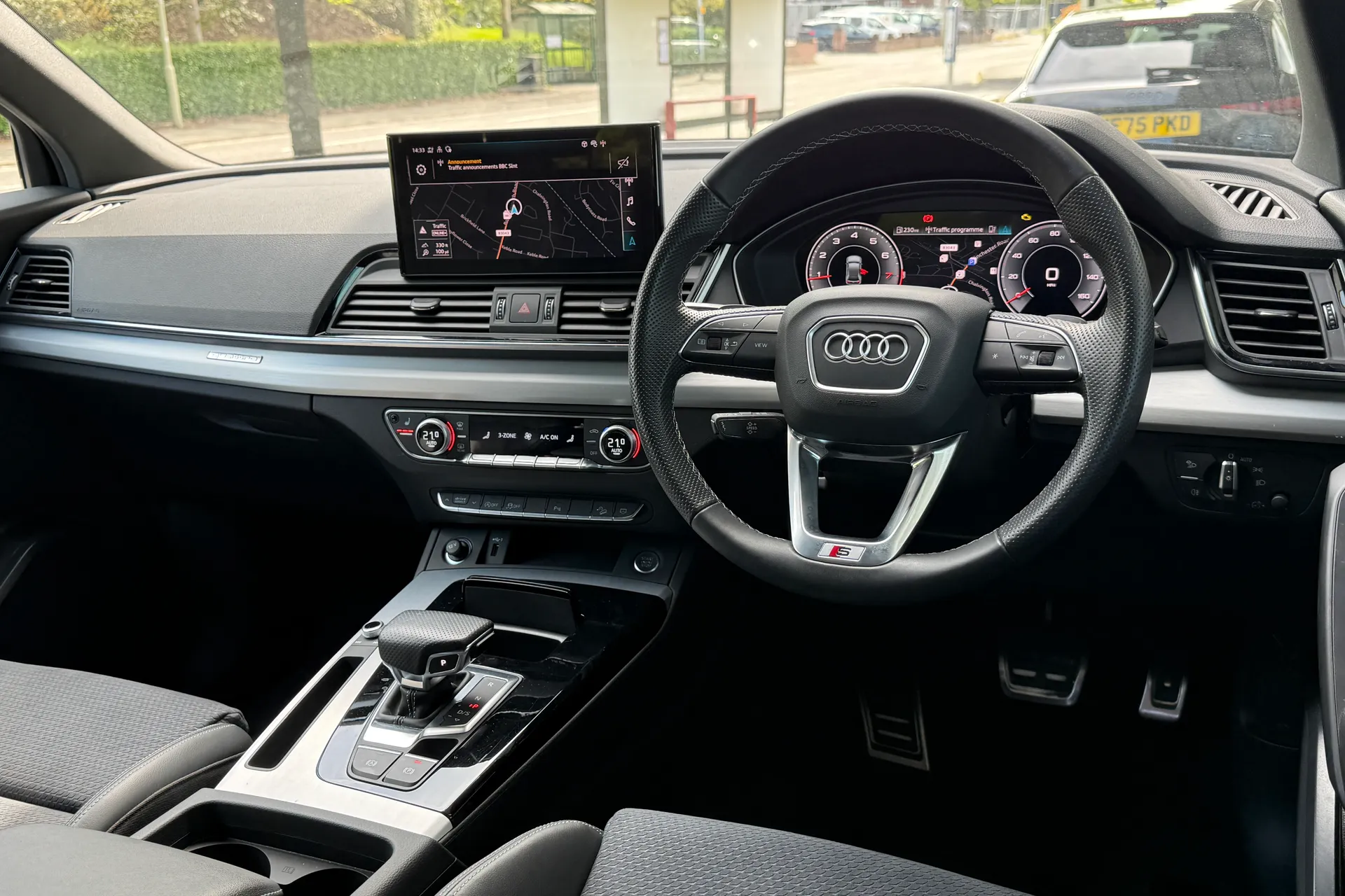 Audi Q5 thumbnail image number 41