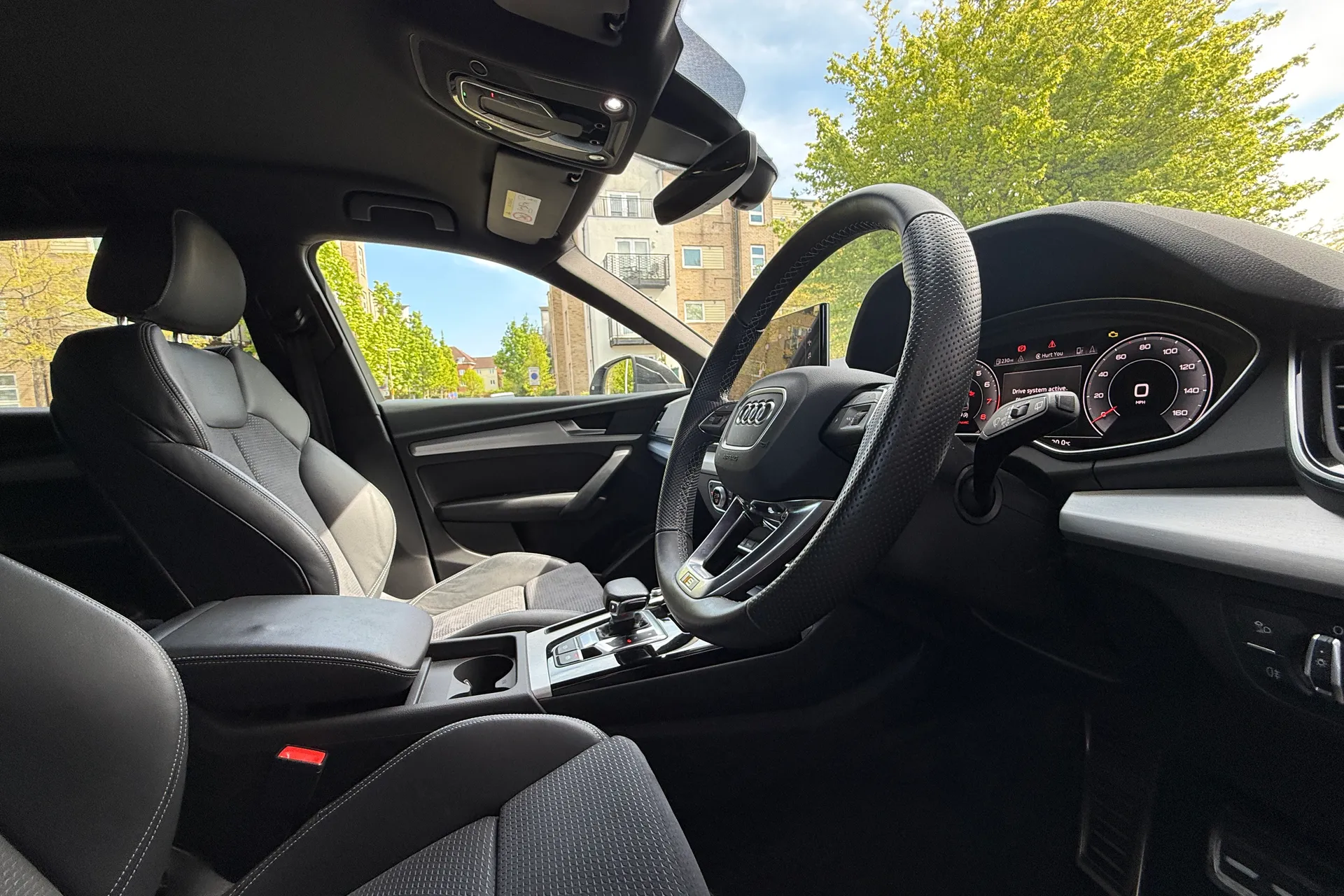 Audi Q5 thumbnail image number 13