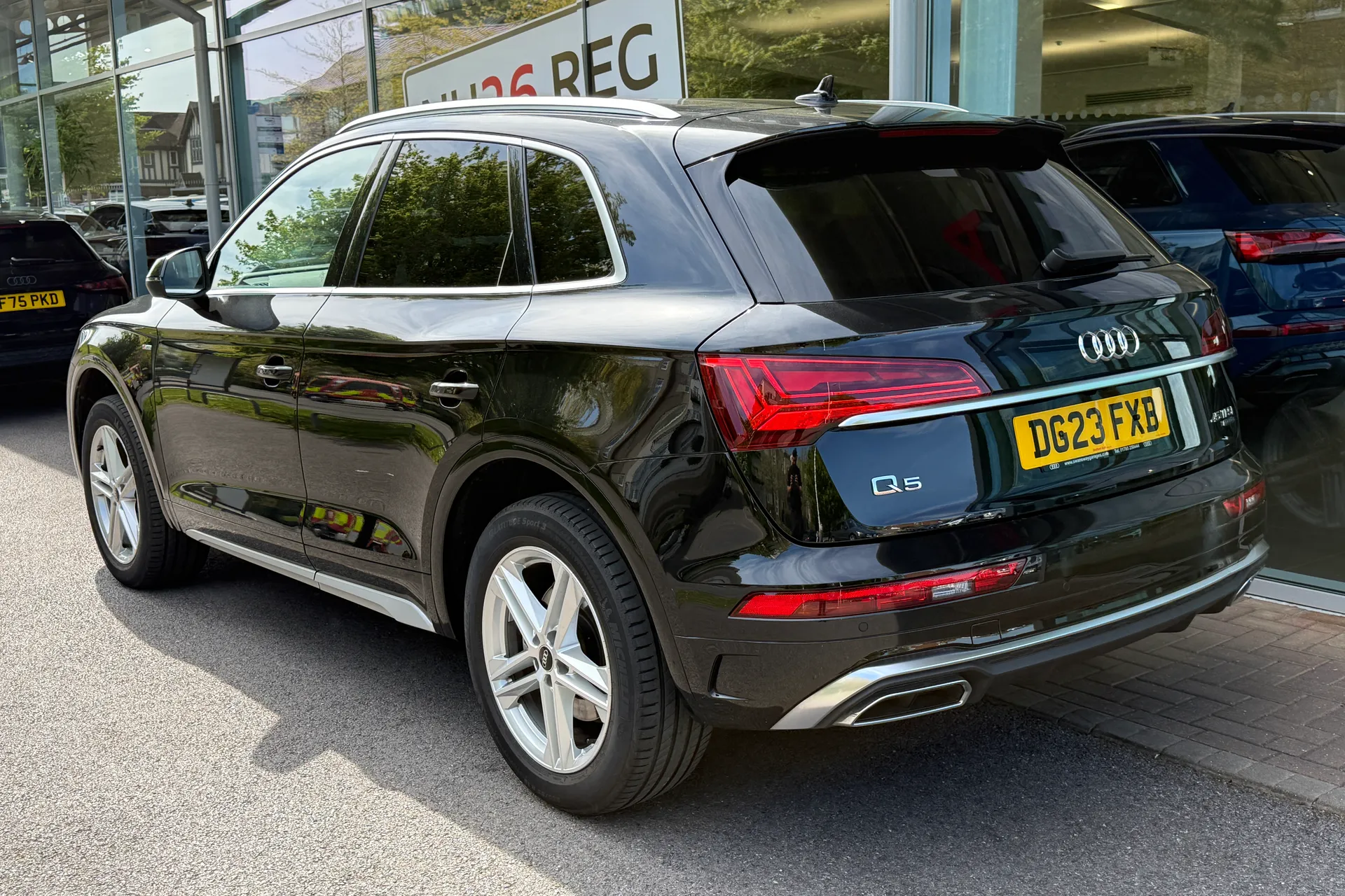 Audi Q5 thumbnail image number 11